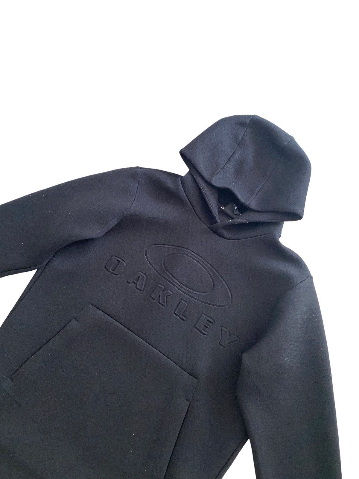 Oakley Rare OAKLEY PERFORMANCE FIT black logo hoodie nice design Size US M / EU 48-50 / 2 - 4 Thumbnail