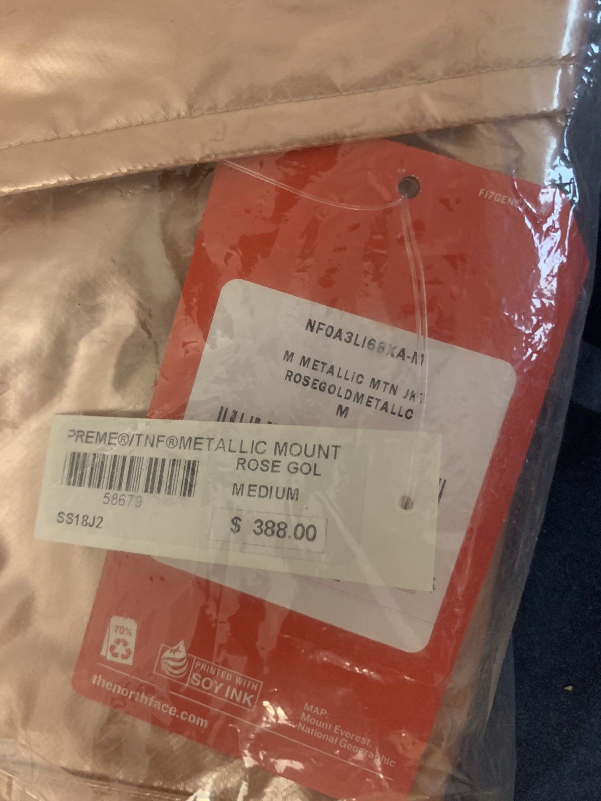 Supreme × The North Face Rose Gold Metallic Mountain Jacket Size US M / EU 48-50 / 2 - 4 Thumbnail