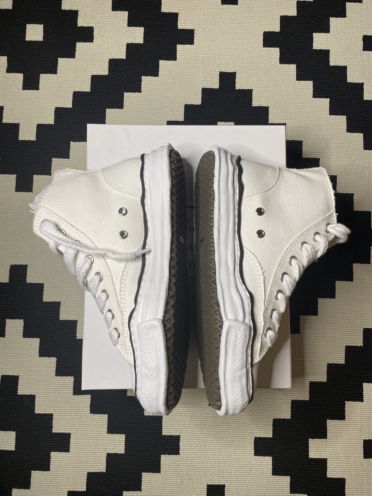 Miharayasuhiro Maison Mihara Yasuhiro OG Sole High Top White Canvas w ...