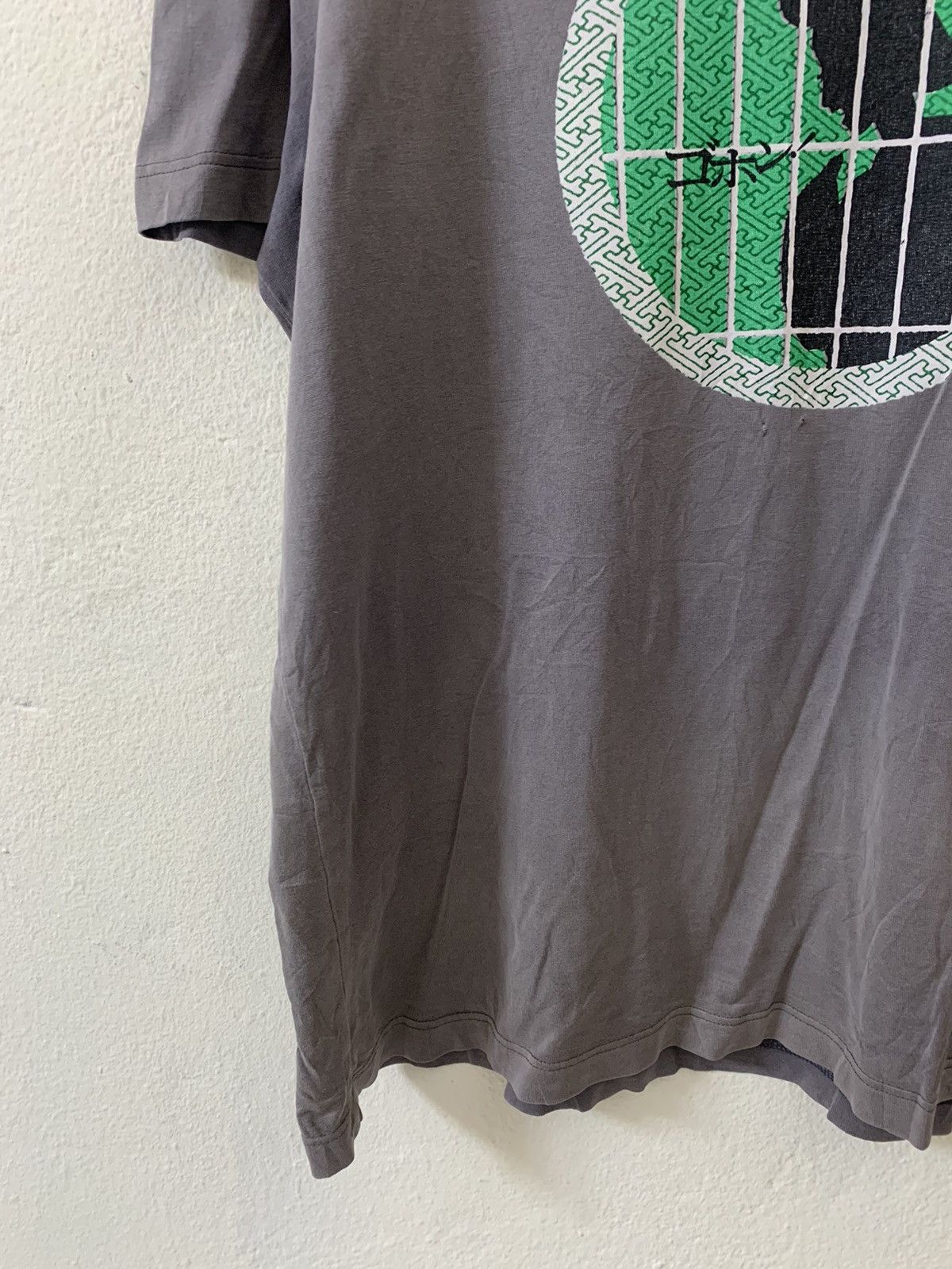 Uniqlo Uniqlo Geisha Tee Size US XL / EU 56 / 4 - 3 Thumbnail