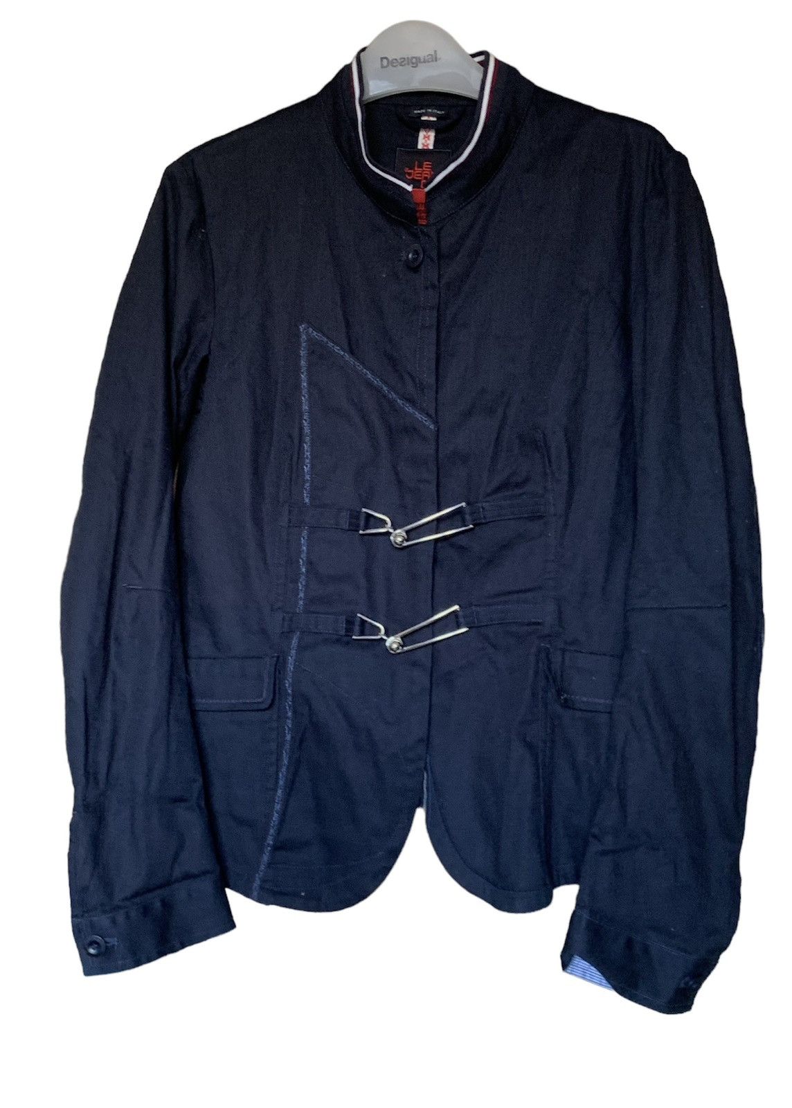 Marithe Francois Girbaud navy mace button blazer chef
