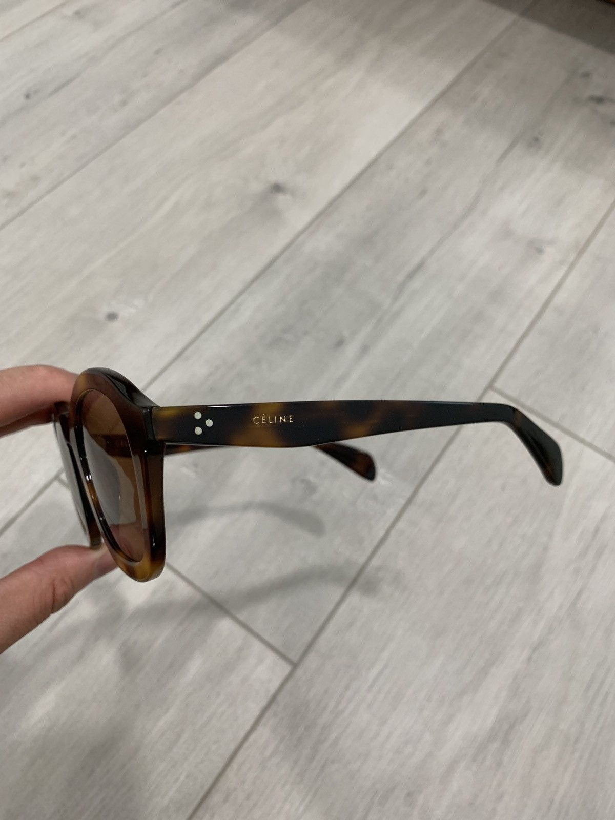 Celine Celine Round Tortoise Acetate Sunglasses by Phoebe Philo Size ONE SIZE - 2 Thumbnail