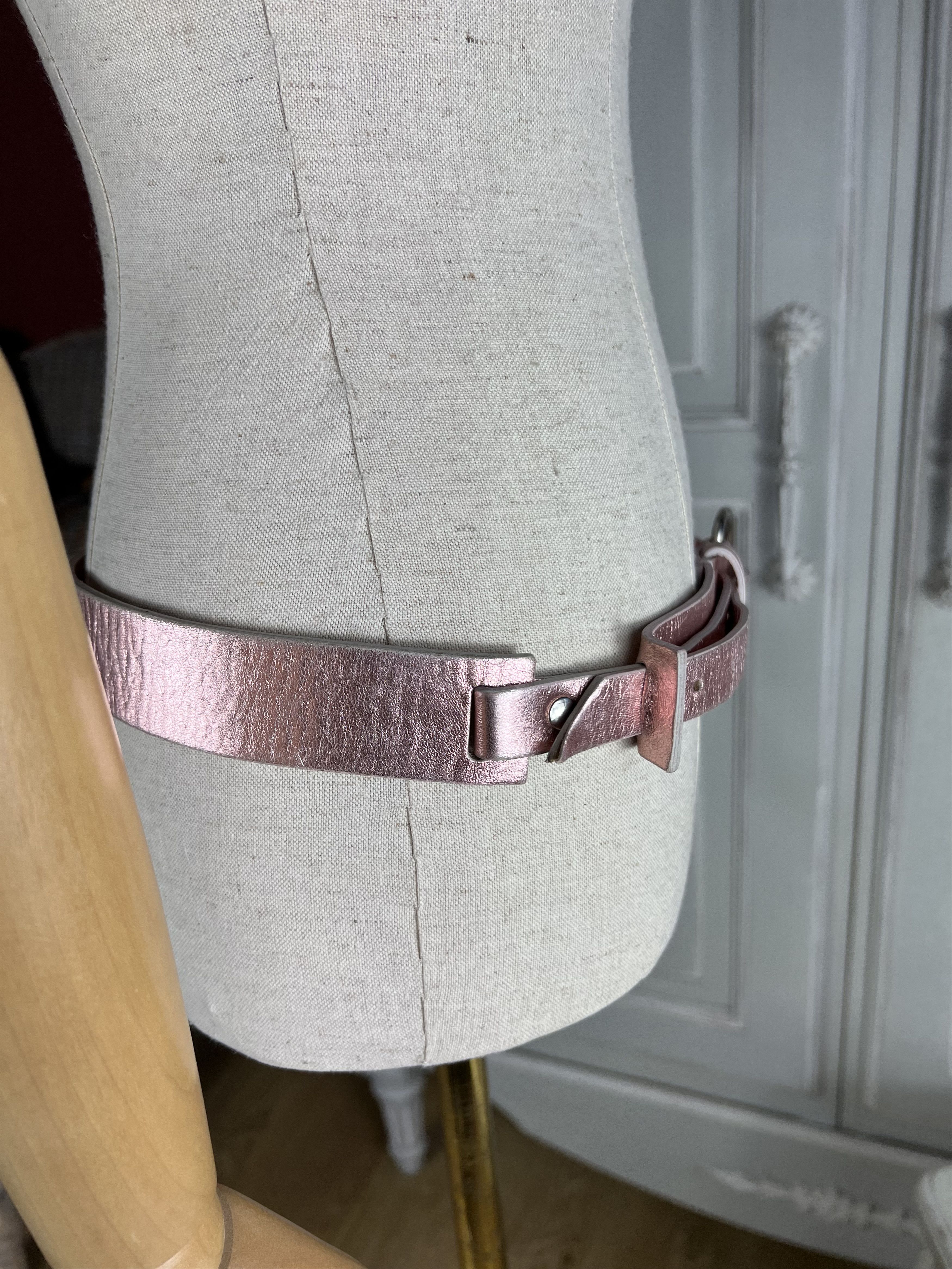 VINTAGE AVANTGARDE DOLCE GABBANA BELT