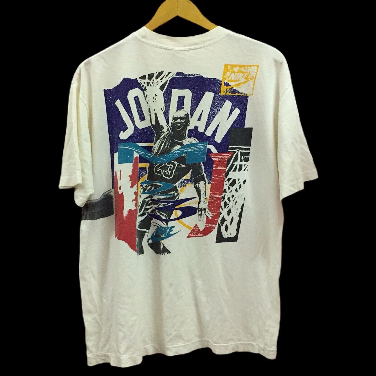 Nike RARE !! Vintage 90s NIKE JORDAN Big Logo Short Sleeve Size US L / EU 52-54 / 3 - 1 Thumbnail