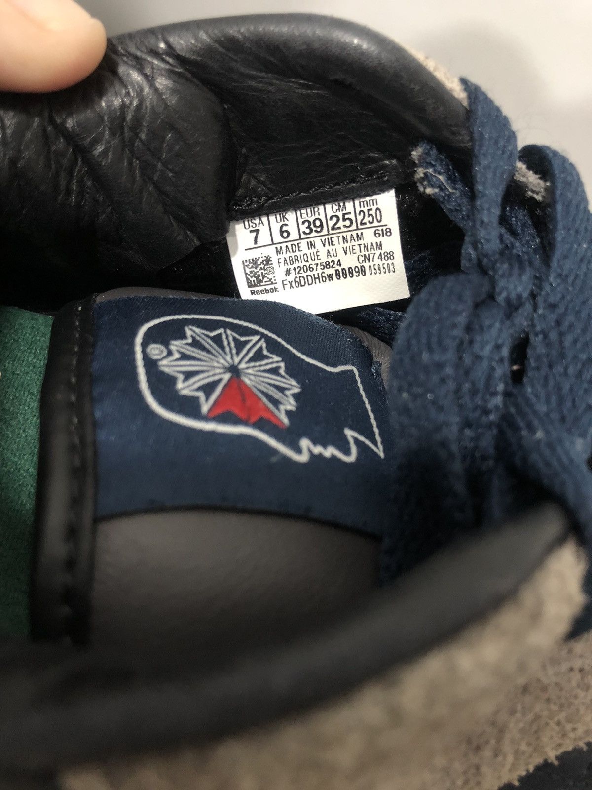 Brain Dead × Reebok 💥BEST OFFER💥Rare BRAIN DEAD x REEBOK Classic Sneakers Size US 7 / EU 40 - 10 Thumbnail