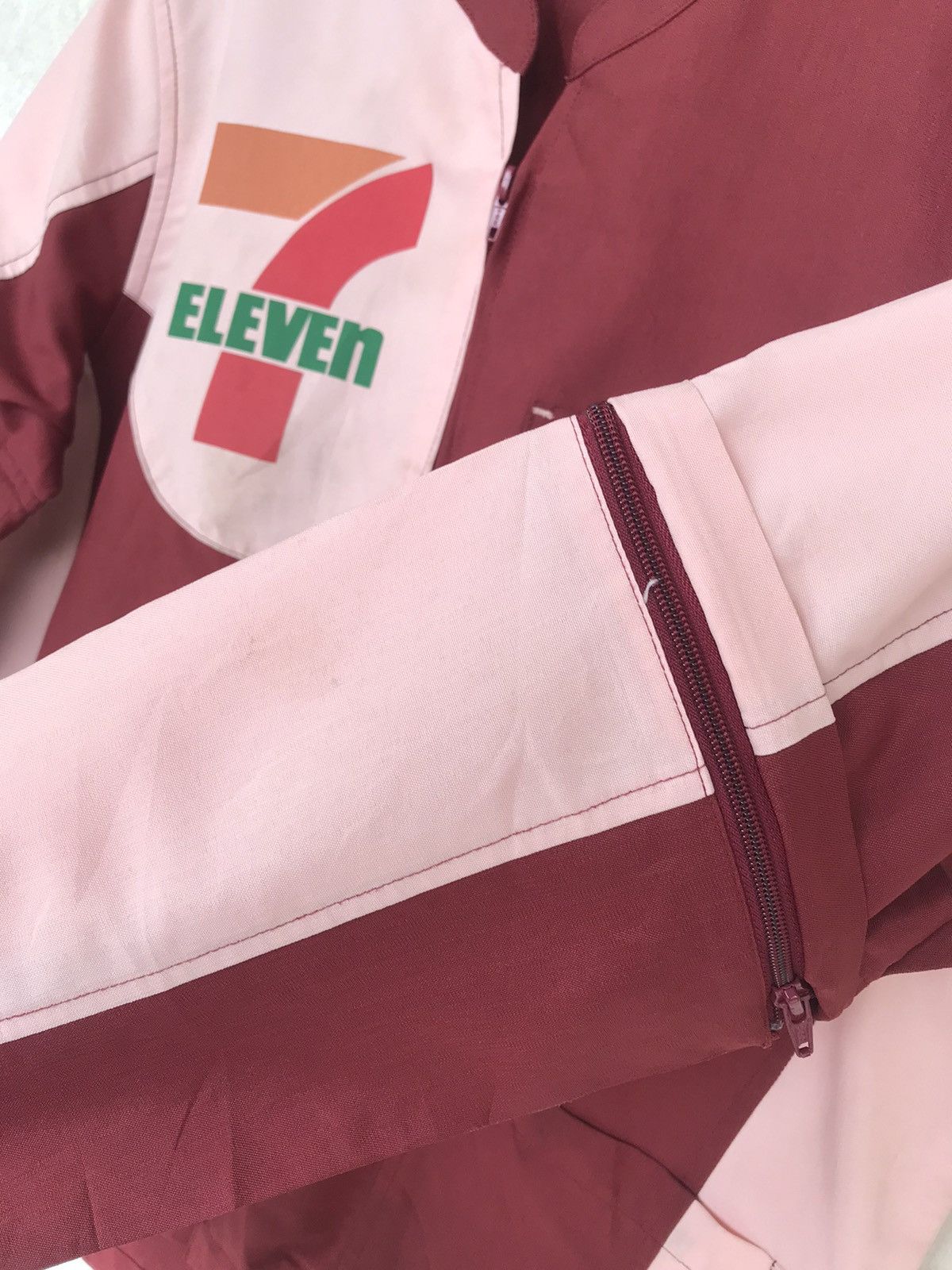 Japanese Brand Vintage 80s 7Eleven Uniform Zipper Shirt Size S / US 4 / IT 40 - 4 Thumbnail