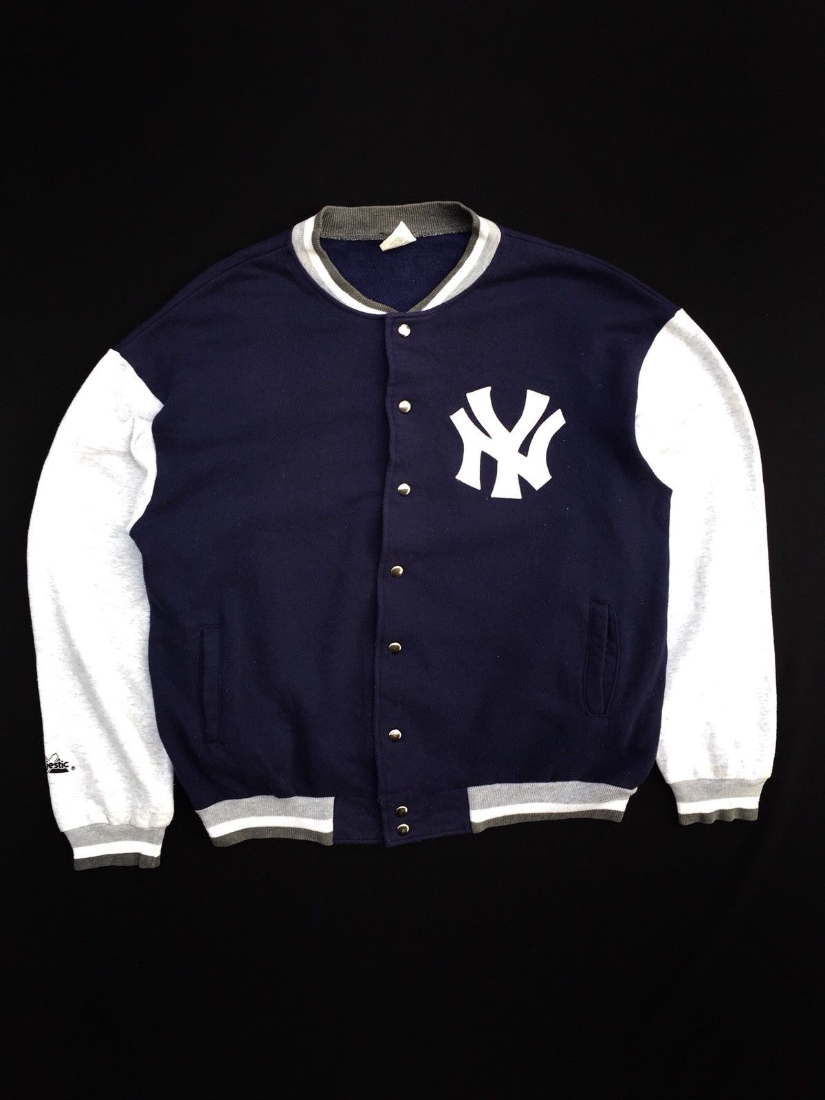 Majestic × New York Yankees Vintage NY Yankees Button Sweatshirt Size US L / EU 52-54 / 3 - 1 Thumbnail