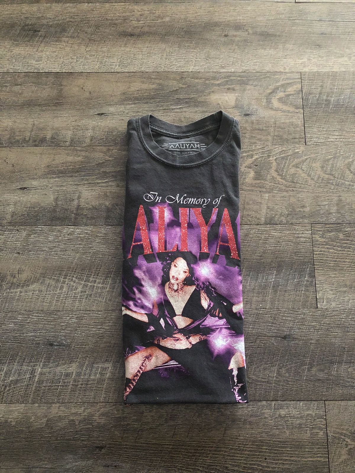 Band Tees × Rap Tees × Vintage In Memory of Aaliyah Garment Dyed Tee Size Small Size US S / EU 44-46 / 1 - 6 Thumbnail