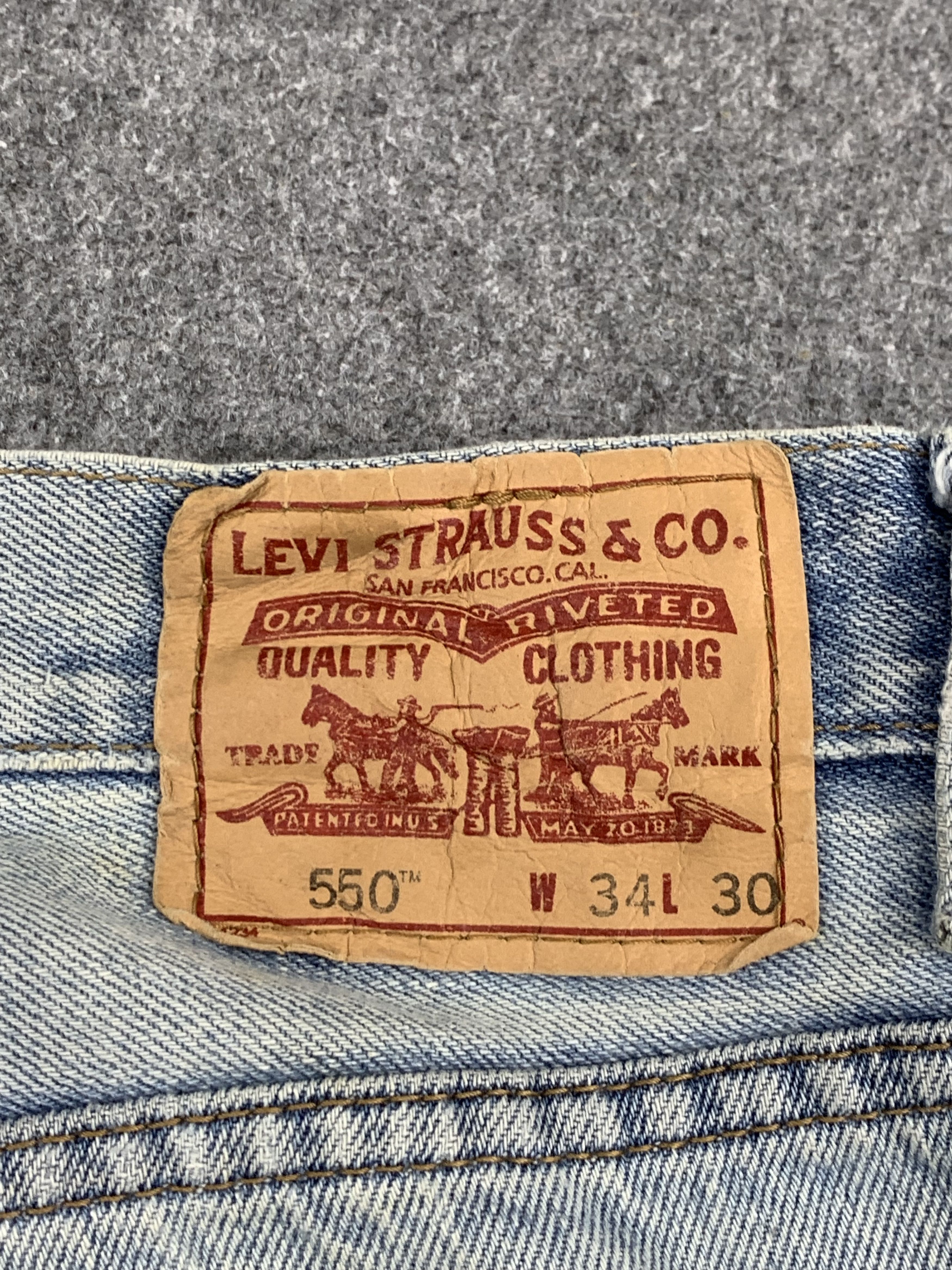 Levi's Vintage Levis 550 Light Wash Jeans DP1846 Size US 35 - 5 Thumbnail