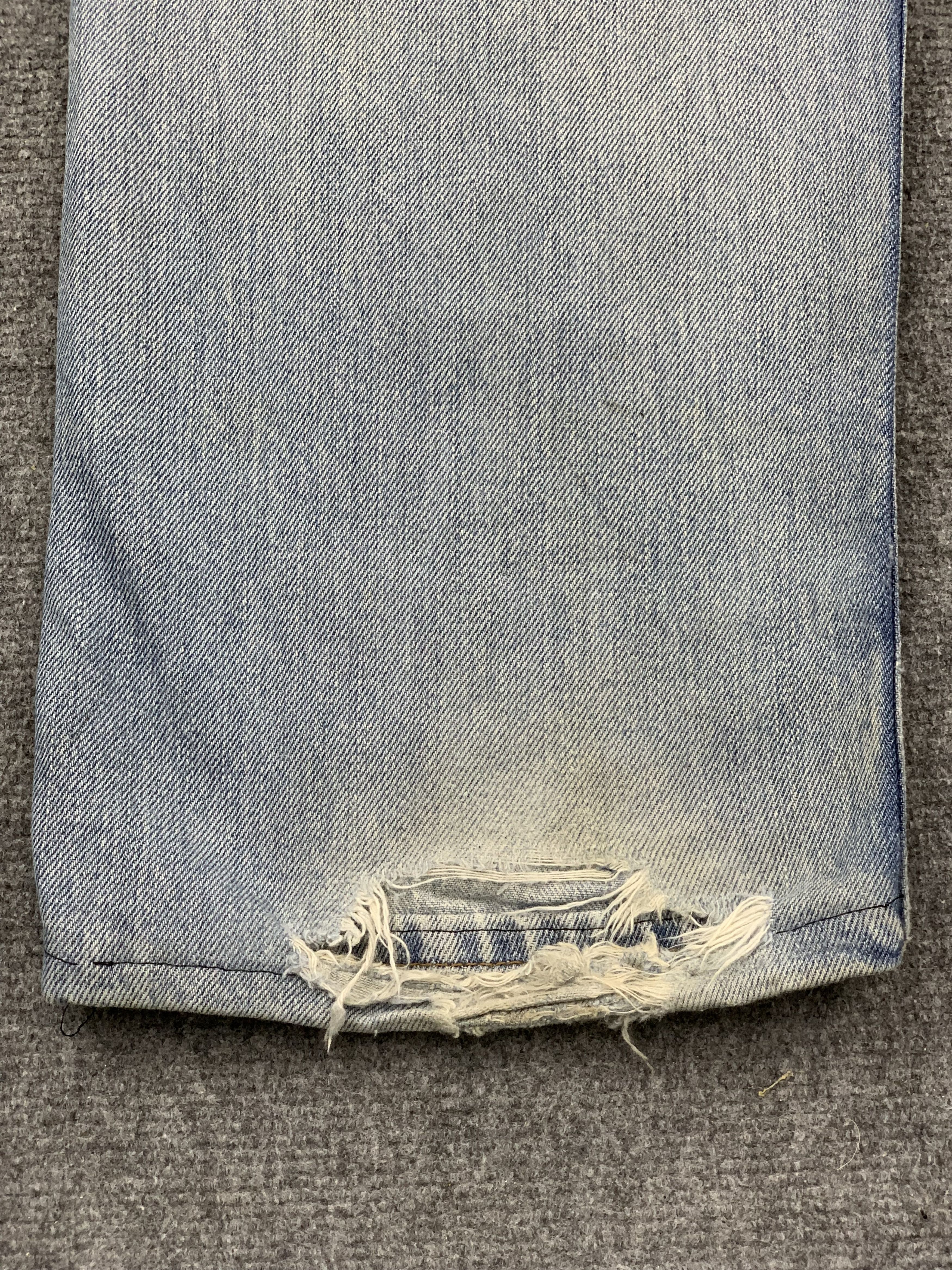 Levi's Vintage Levis 550 Light Wash Jeans DP1846 Size US 35 - 15 Thumbnail