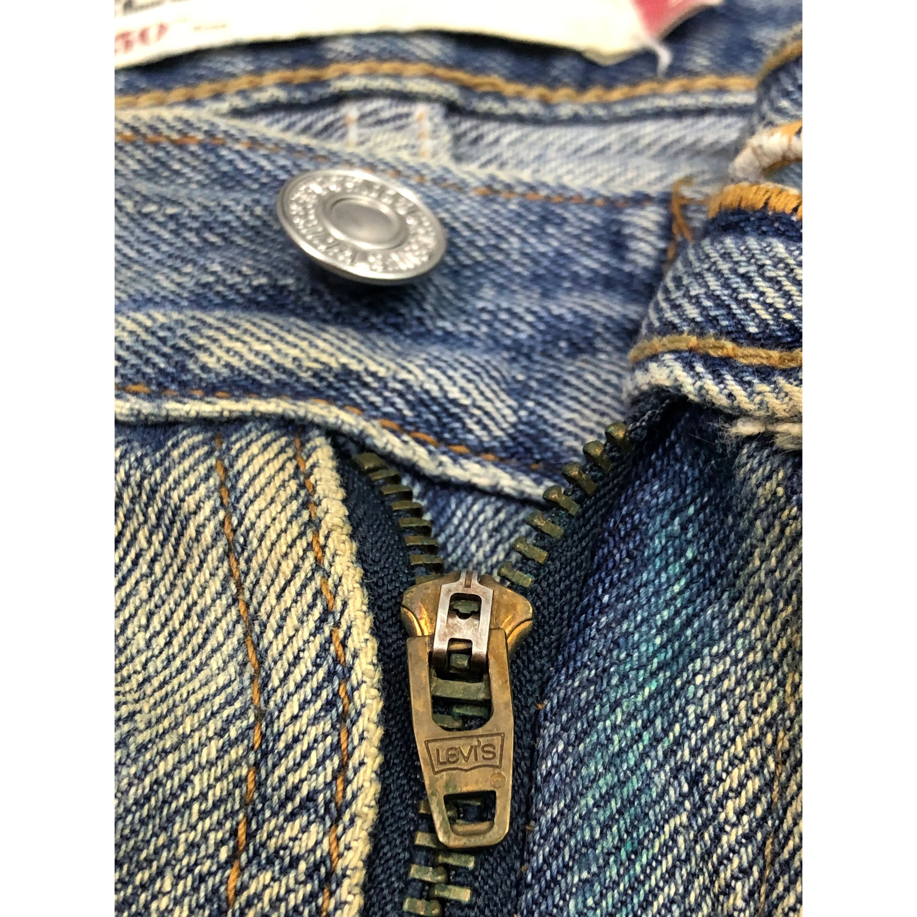 Levi's Vintage Levis 550 Relaxed Fit Dirty Wash Denim DP0353 Size US 36 / EU 52 - 6 Thumbnail