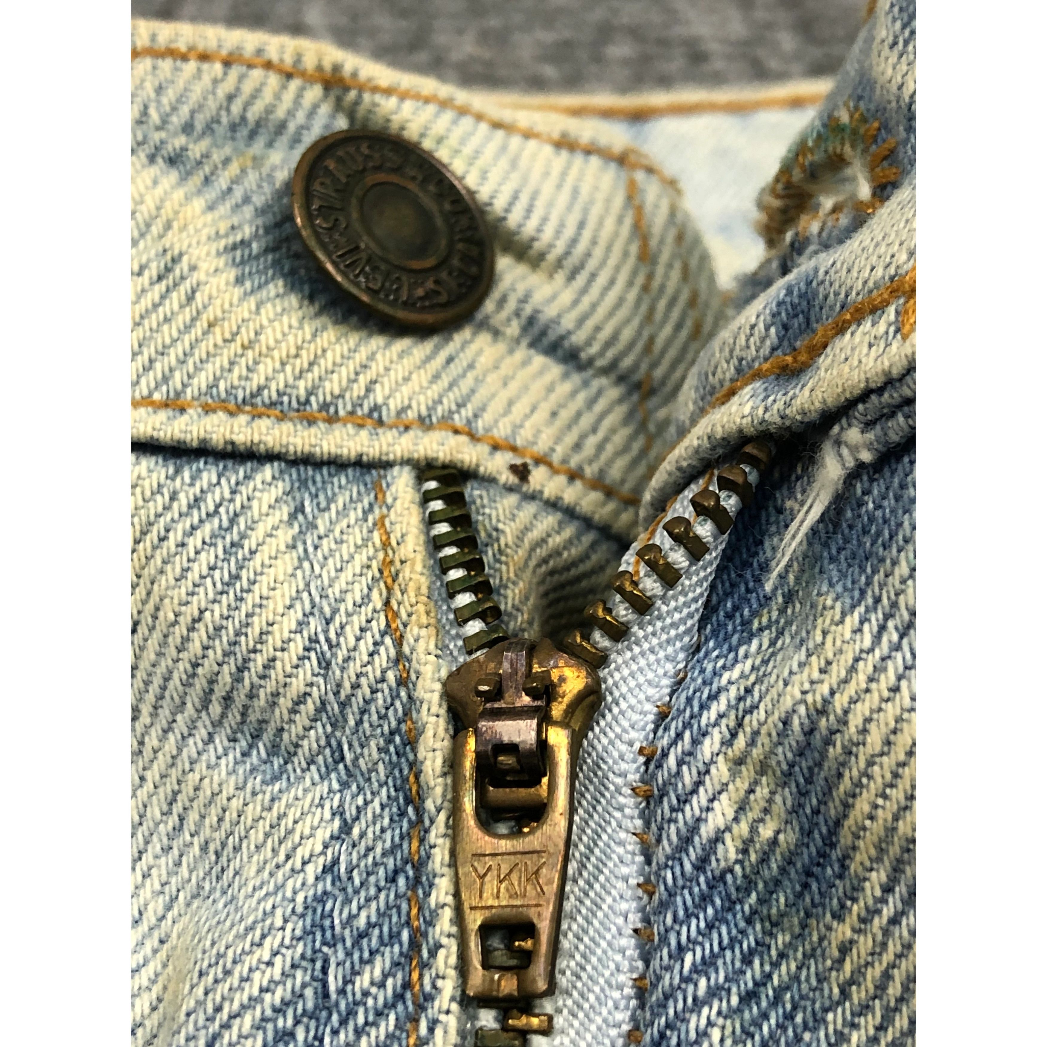 Levi's Vintage 90s Levis 521 Lightwash Tapered Fit Denim DP0238 Size US 31 - 7 Thumbnail