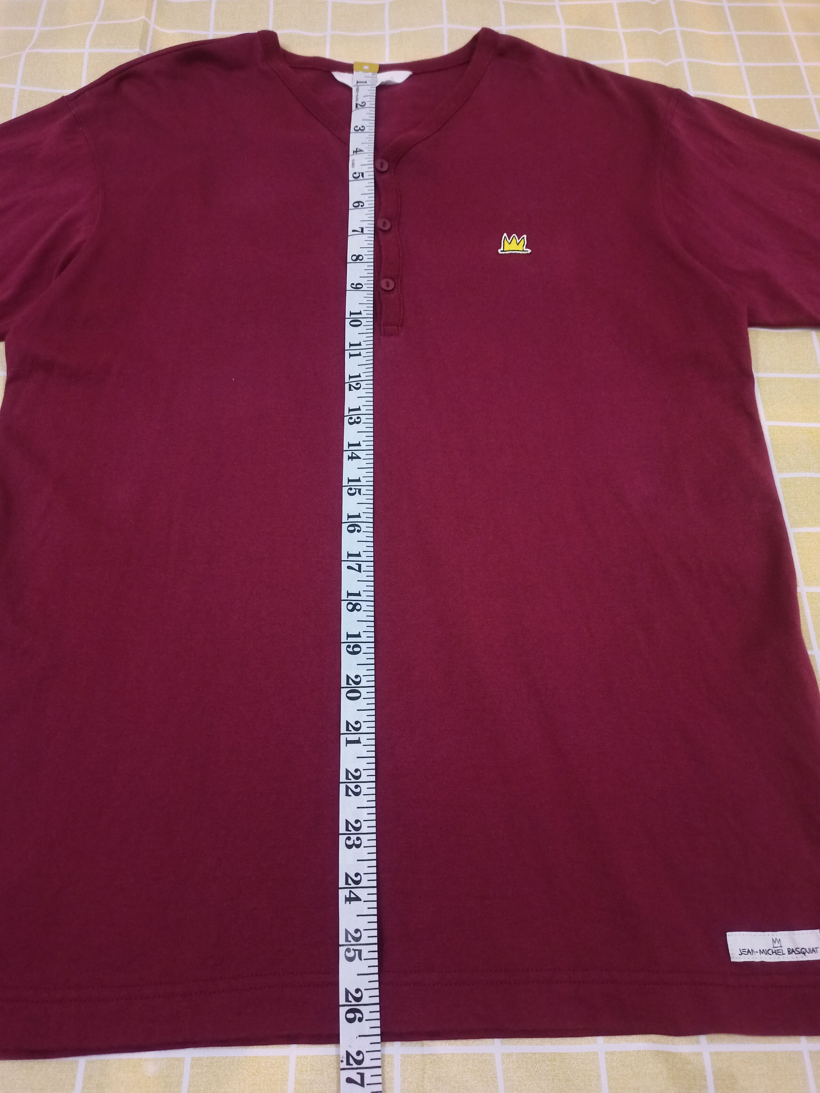 Jean-Michel Basquiat × Uniqlo × Vintage Uniqlo X Jean Michel Basquiat Button T-Shirt Size US M / EU 48-50 / 2 - 4 Thumbnail