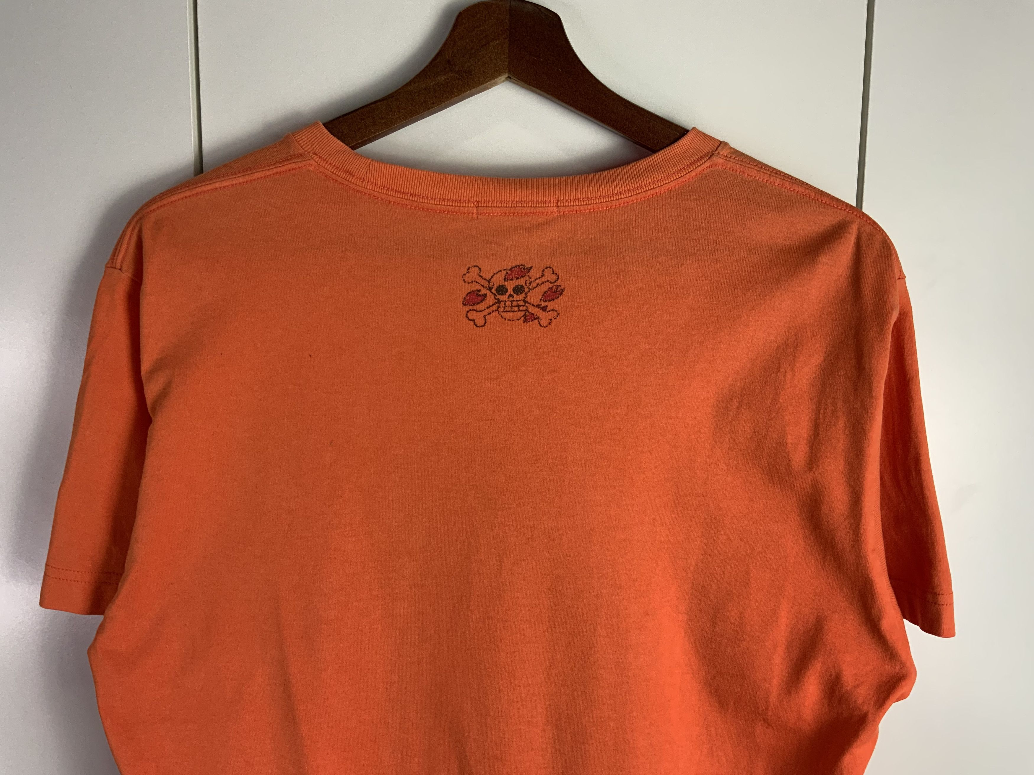 One Piece Tony Tony Chooper x Uniqlo One Piece Tee Size US M / EU 48-50 / 2 - 5 Thumbnail