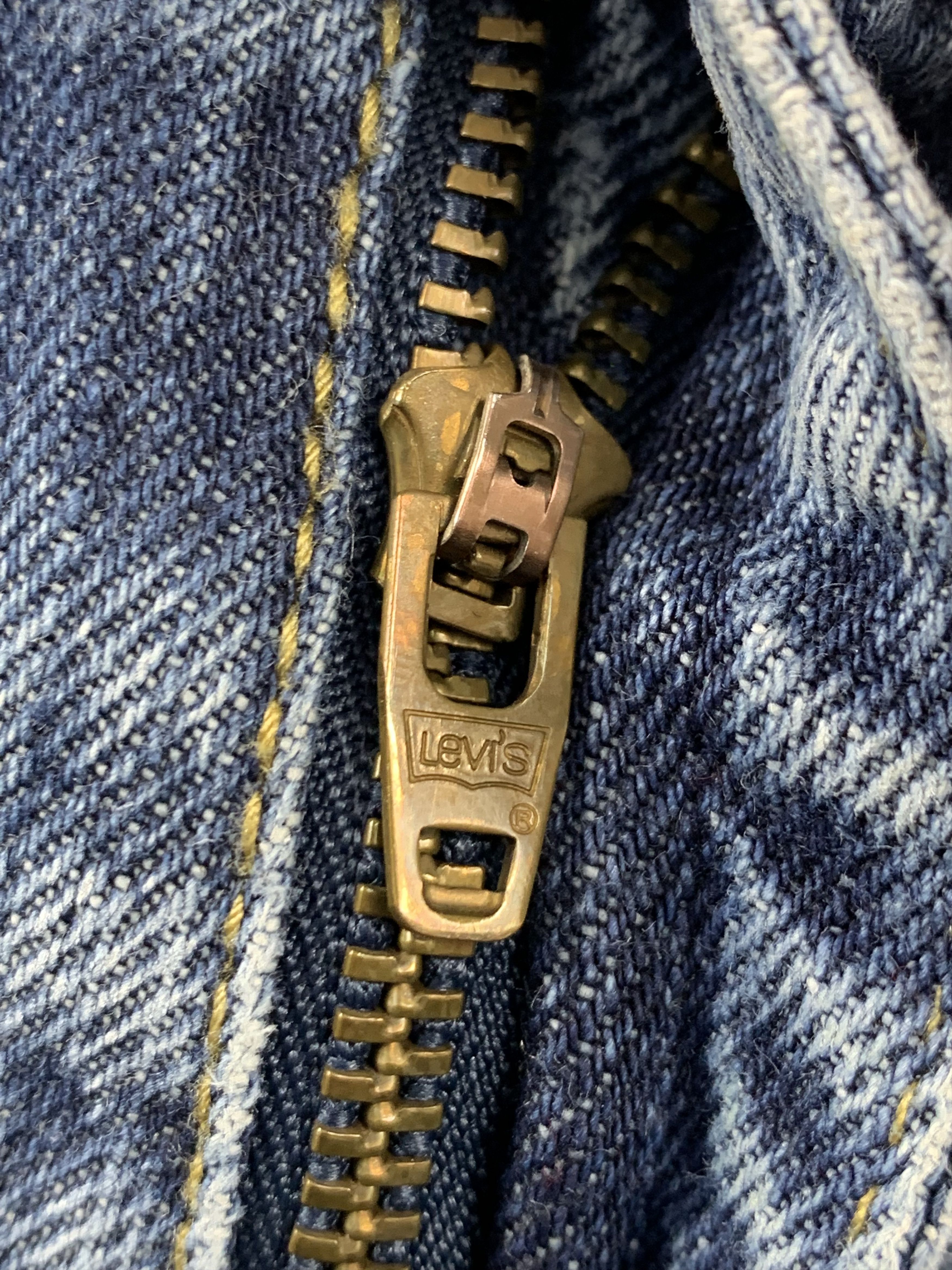 Levi's Vintage Levis 550 Faded Blue Jeans DP2109 Size US 30 / EU 46 - 14 Thumbnail