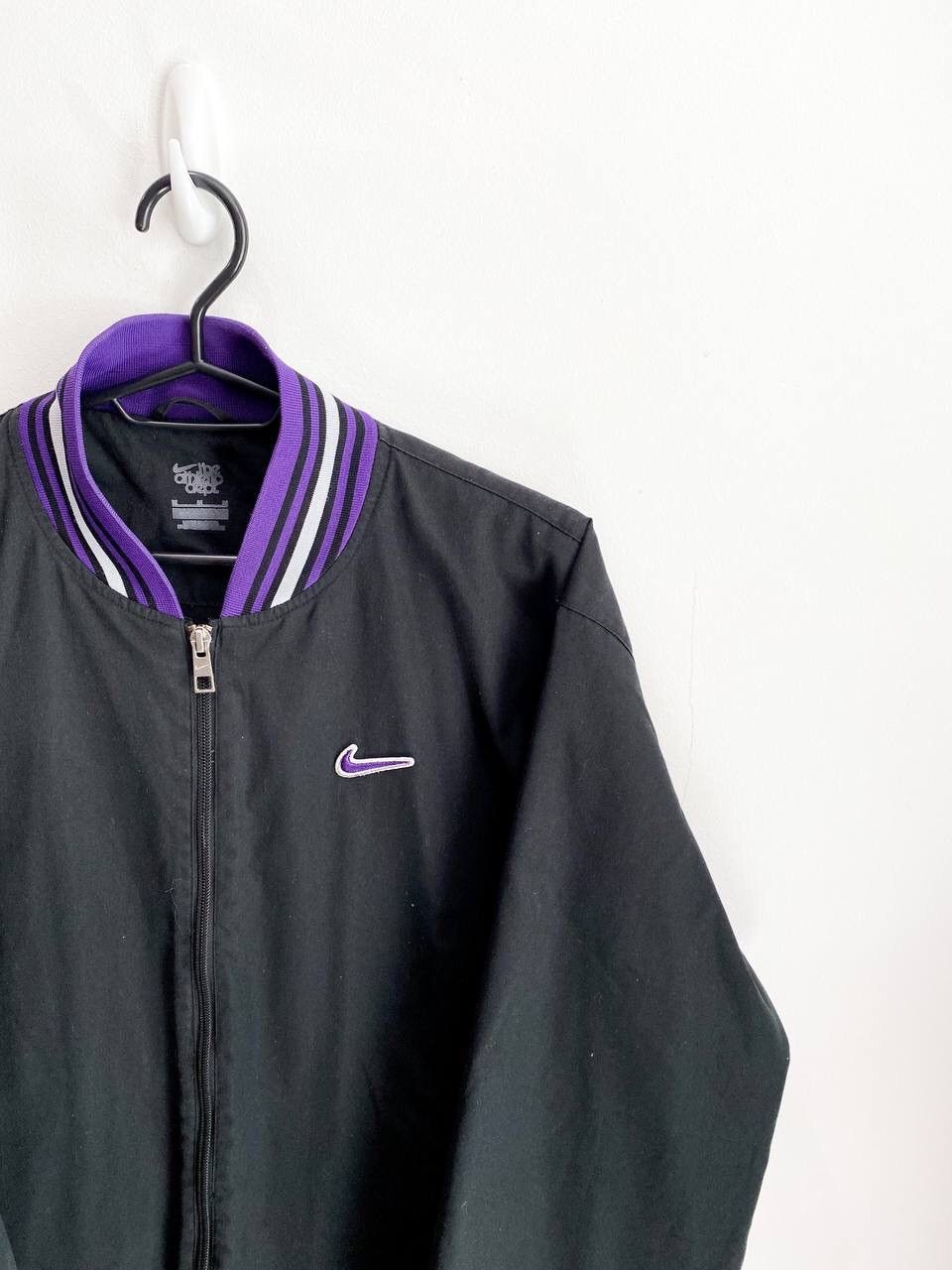 Nike Vintage Nike Athletic Swoosh Logo Bomber Jacket Size US M / EU 48-50 / 2 - 3 Thumbnail