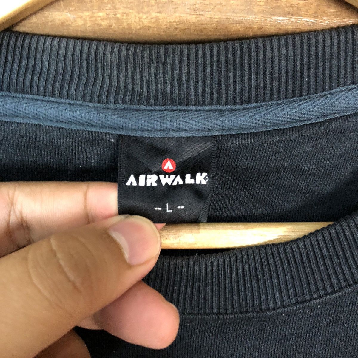 Airwalk Airwalk vintage skaters Black Sweatshirt #5978 Size US M / EU 48-50 / 2 - 8 Thumbnail