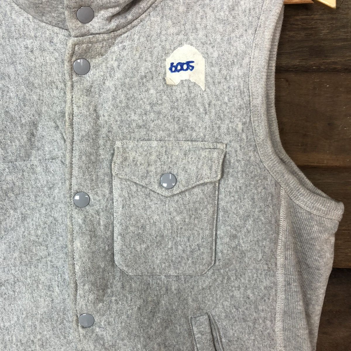 Champion × Vintage (Reverse Weave) Champion Grey Vest #6005 Size US M / EU 48-50 / 2 - 3 Thumbnail