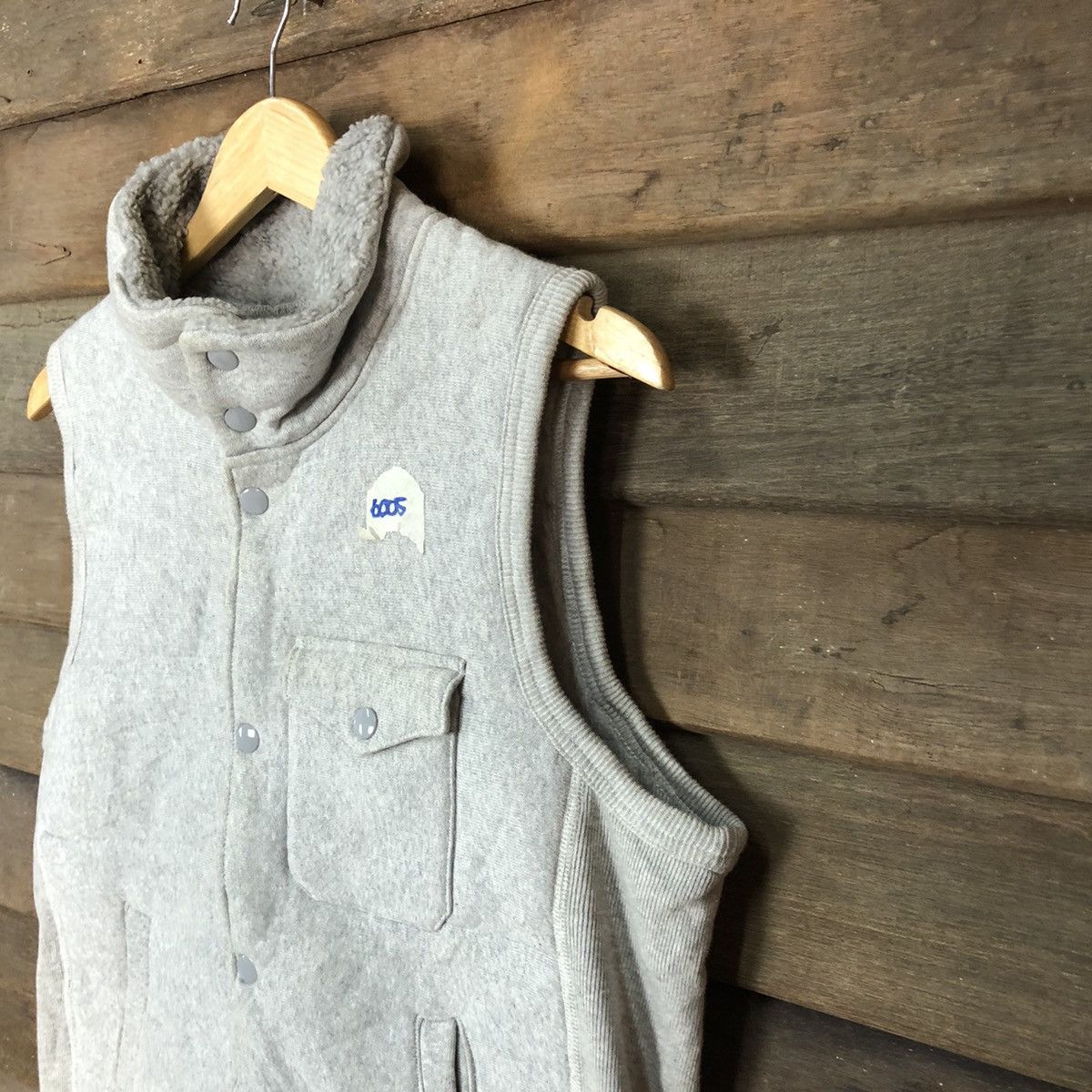 Champion × Vintage (Reverse Weave) Champion Grey Vest #6005 Size US M / EU 48-50 / 2 - 8 Thumbnail