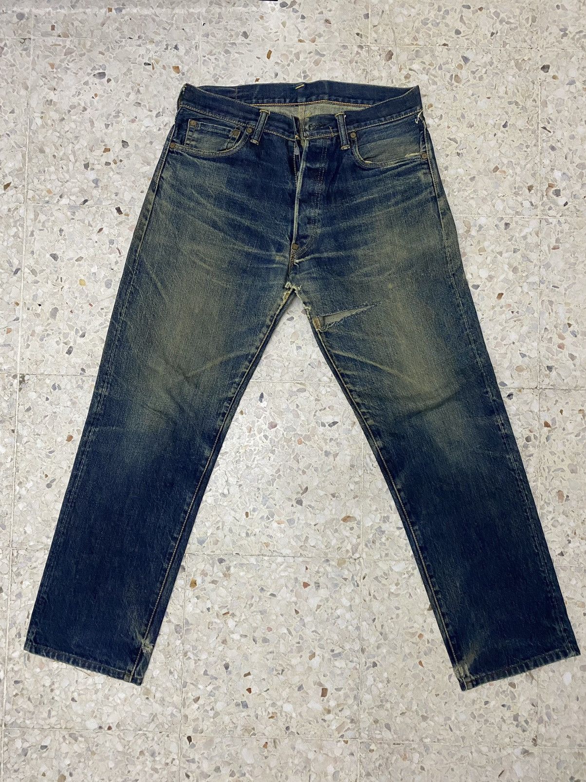 🔴 EVISU DISTRESSED DENIM🔴