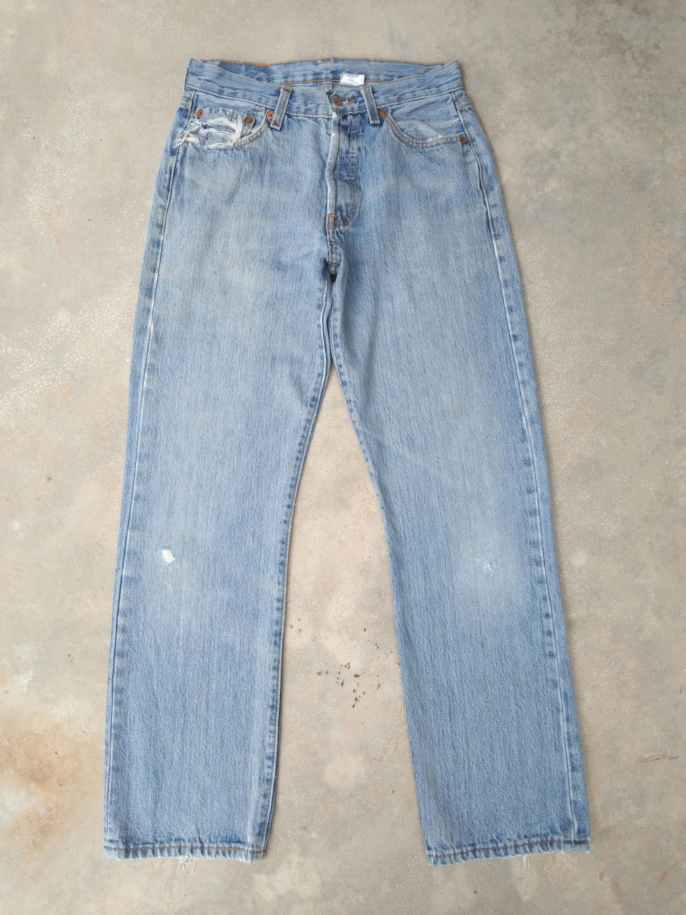 Levi's Vintage Levi's 501 Faded Blue Distressed Jeans 28x30 Size US 28 / EU 44 - 1 Thumbnail