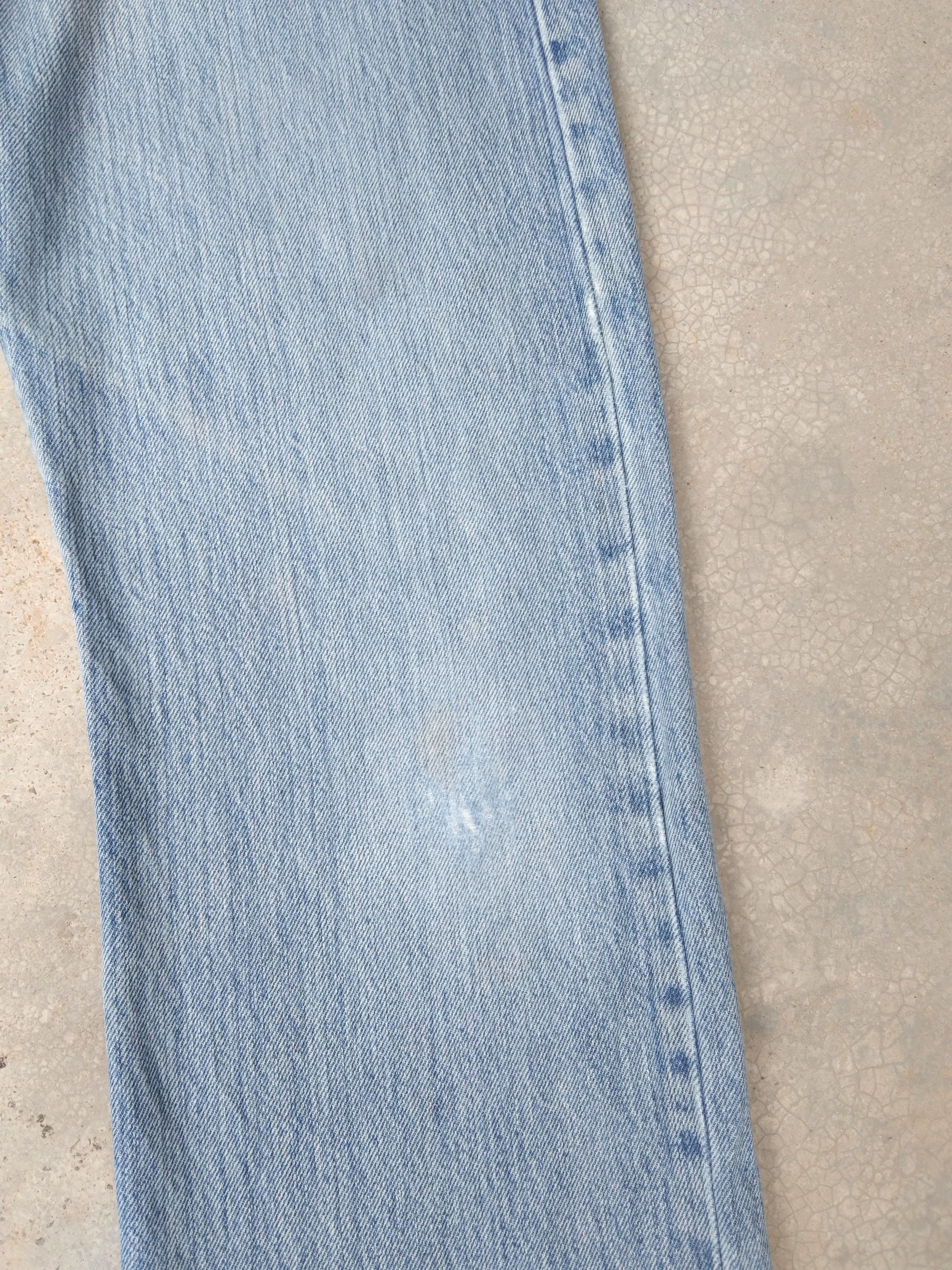 Levi's Vintage Levi's 501 Faded Blue Distressed Jeans 28x30 Size US 28 / EU 44 - 5 Thumbnail