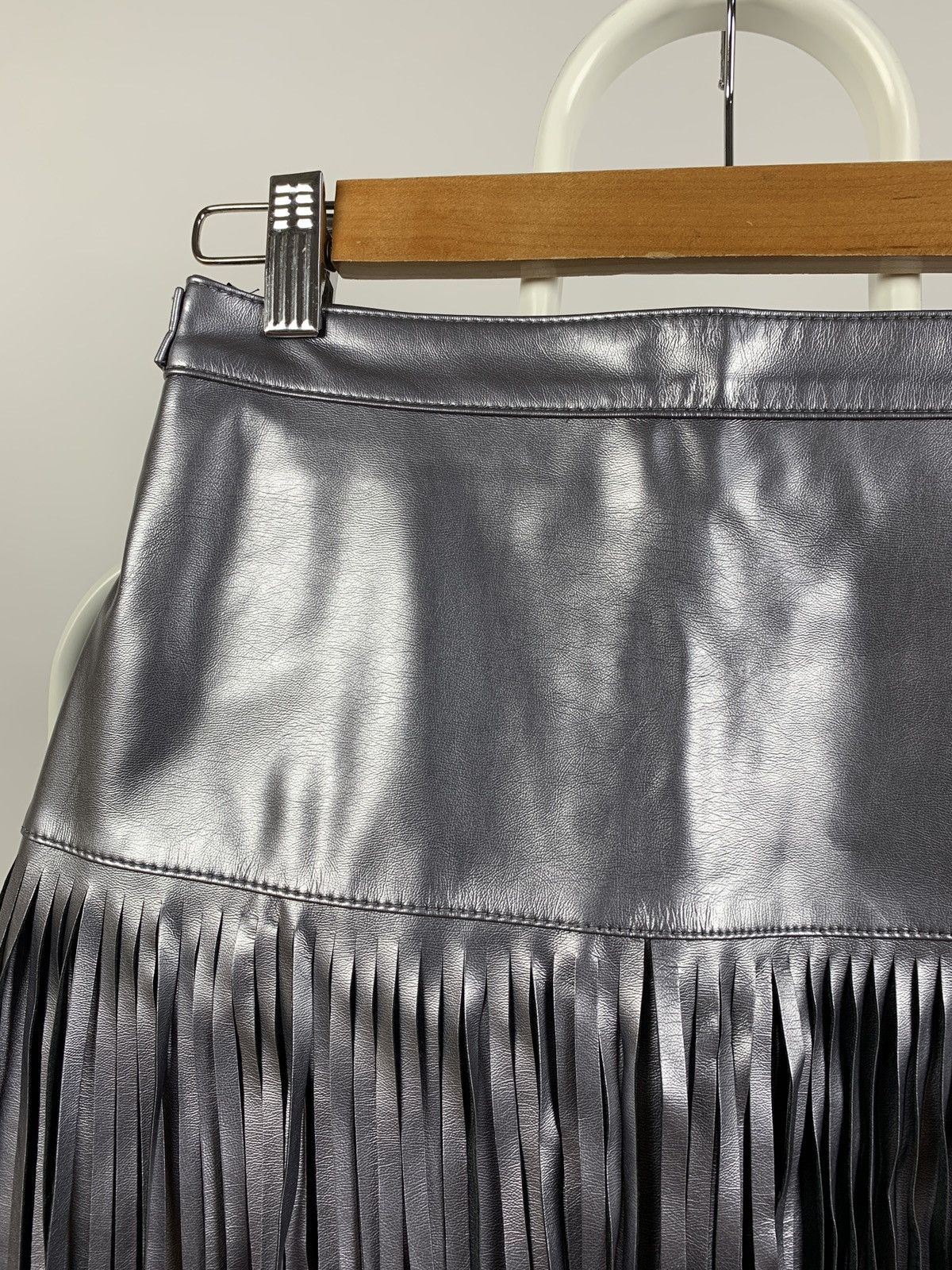 Karl Lagerfeld Karl Lagerfeld Women’s Mini Skirt Size 26" / US 2 / IT 38 - 9 Thumbnail