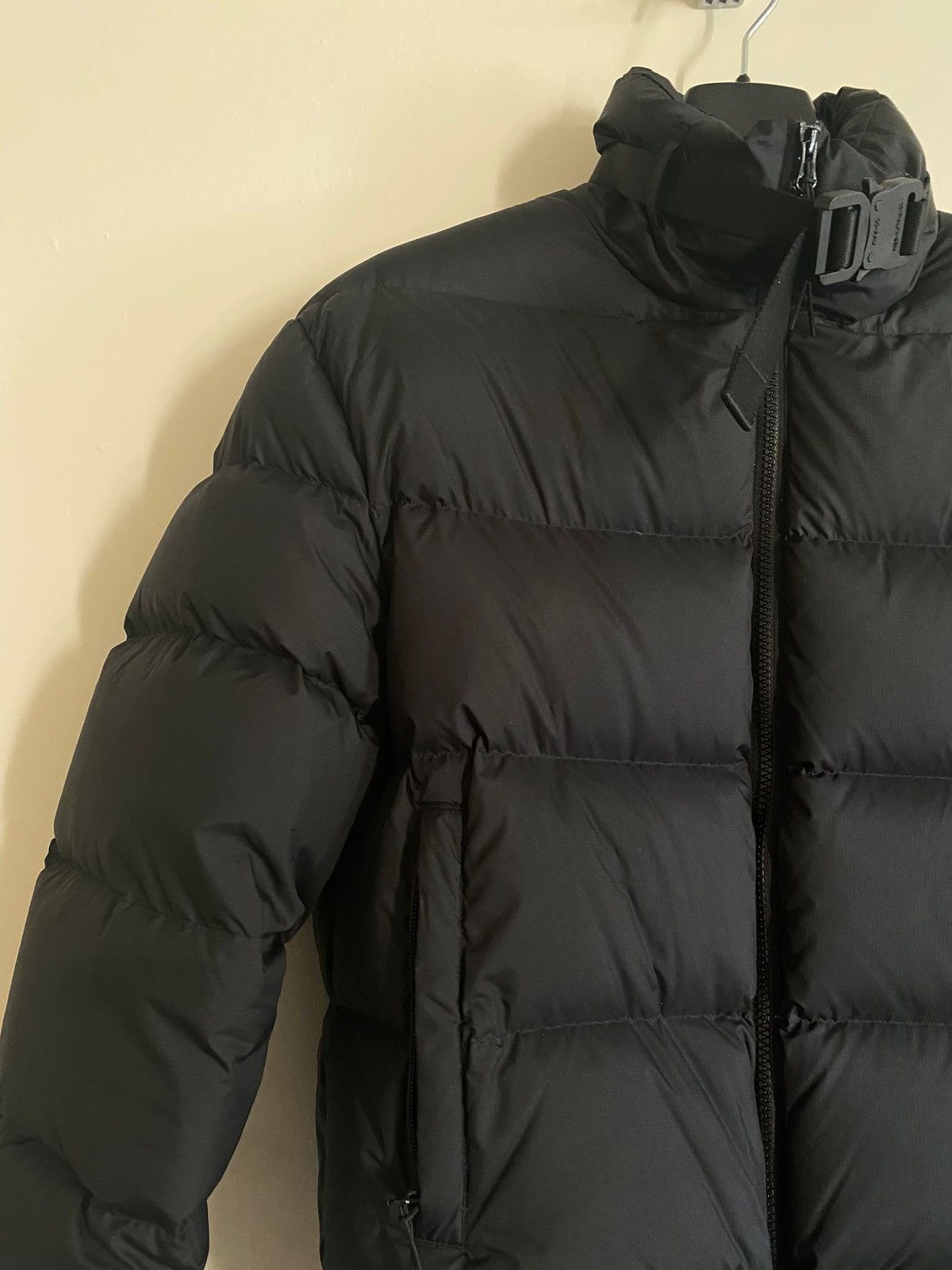 1017 ALYX 9SM 1017 ALYX 9SM PUFFER JACKET Size US S / EU 44-46 / 1 - 6 Thumbnail