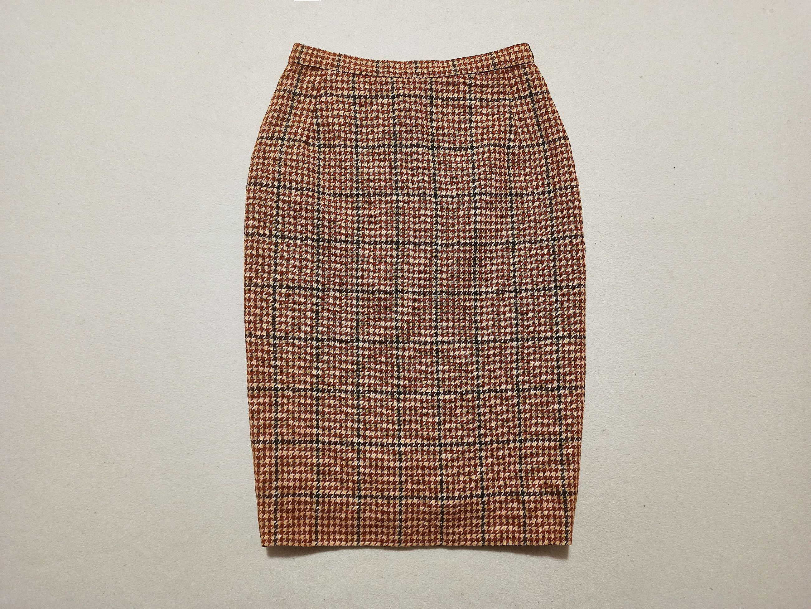 Other Gai Mattiolo Archive Houndstooth Wool Skirt Size 30" / US 8 / IT 44 - 1 Thumbnail