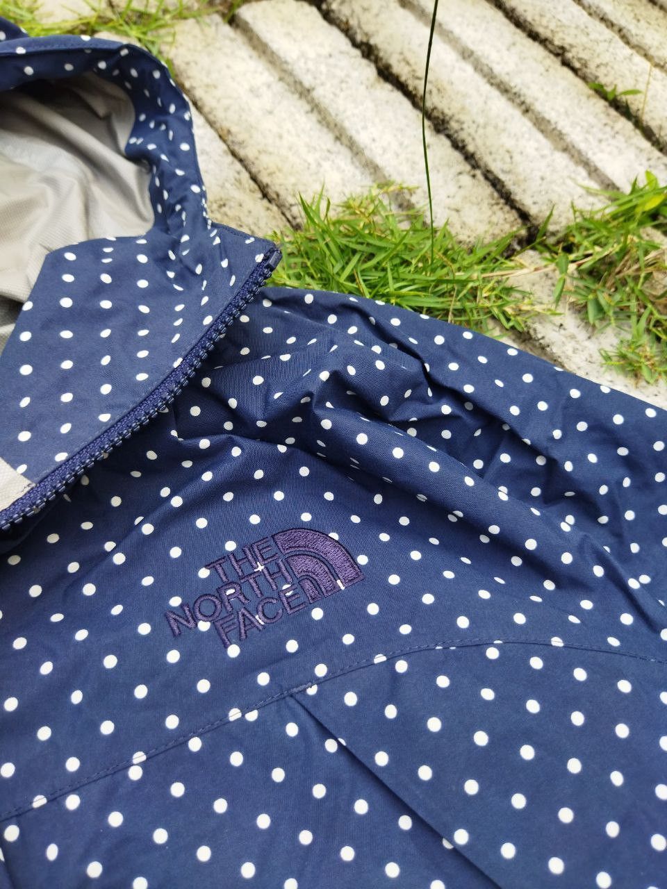 The North Face The North Face Polkadot Waterproof Jacket Size US L / EU 52-54 / 3 - 4 Thumbnail