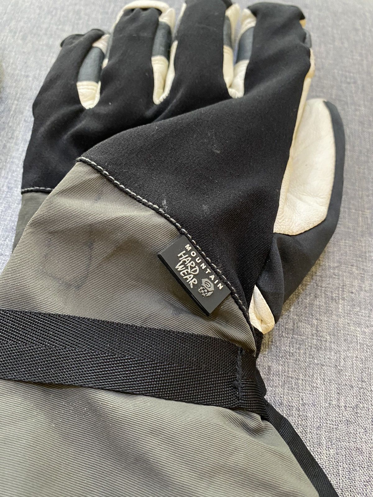 Mountain Hardwear MOUNTAIN HARDWEAR Ski Glove L size Winter Outdoor Brand Size ONE SIZE - 2 Thumbnail