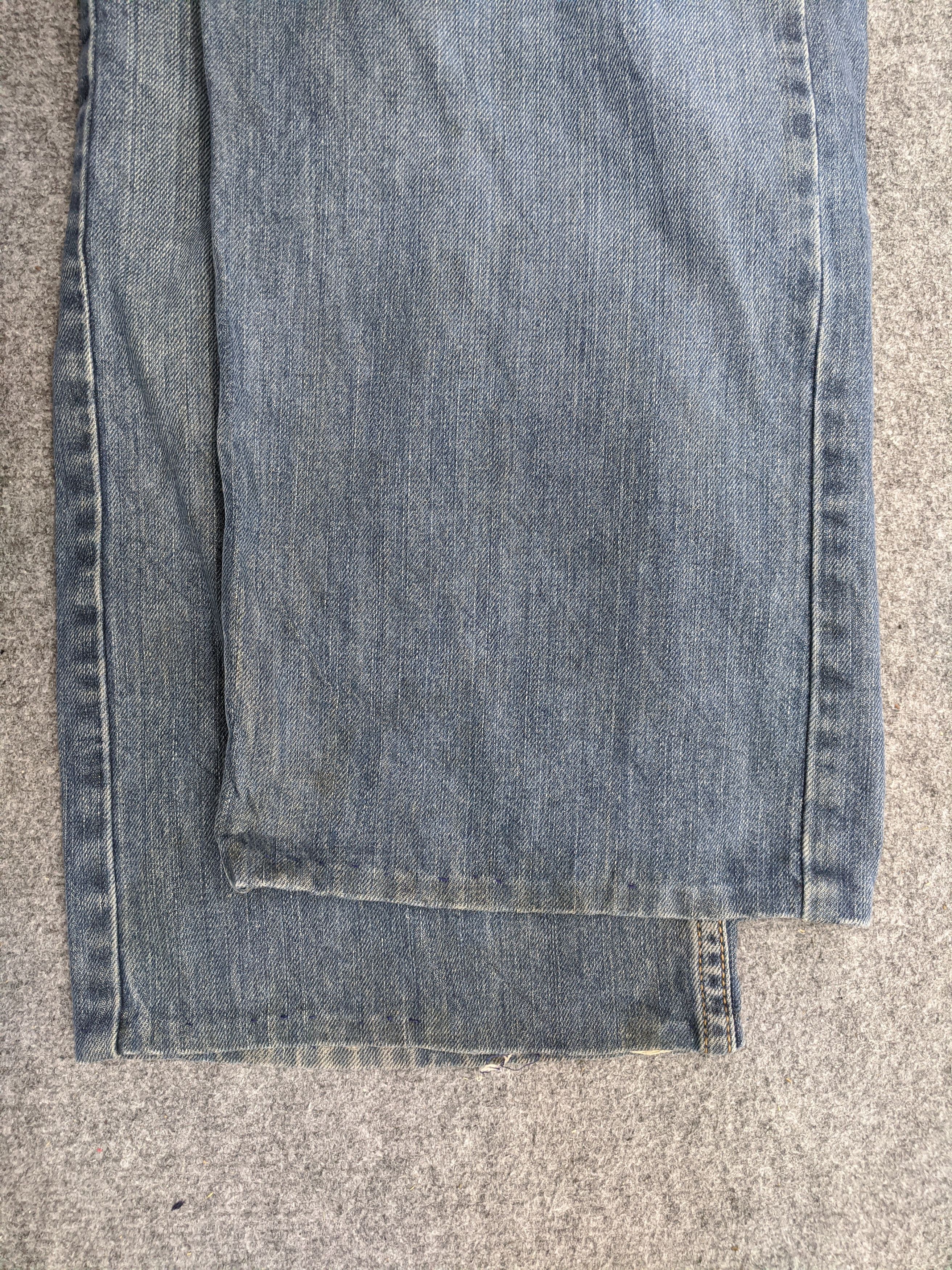 Levi's Vintage Levis 559 Jeans DP0905 Size US 35 - 12 Thumbnail