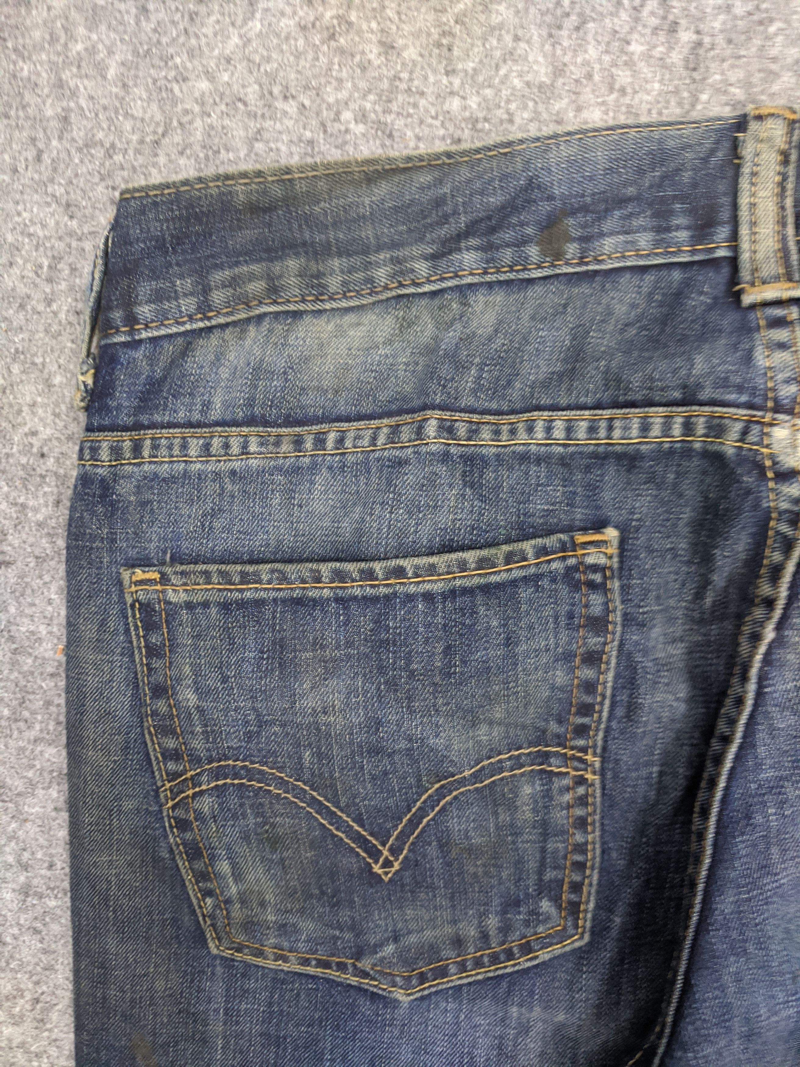 Levi's Vintage Levis 511 Jeans DP0903 Size US 35 - 12 Thumbnail