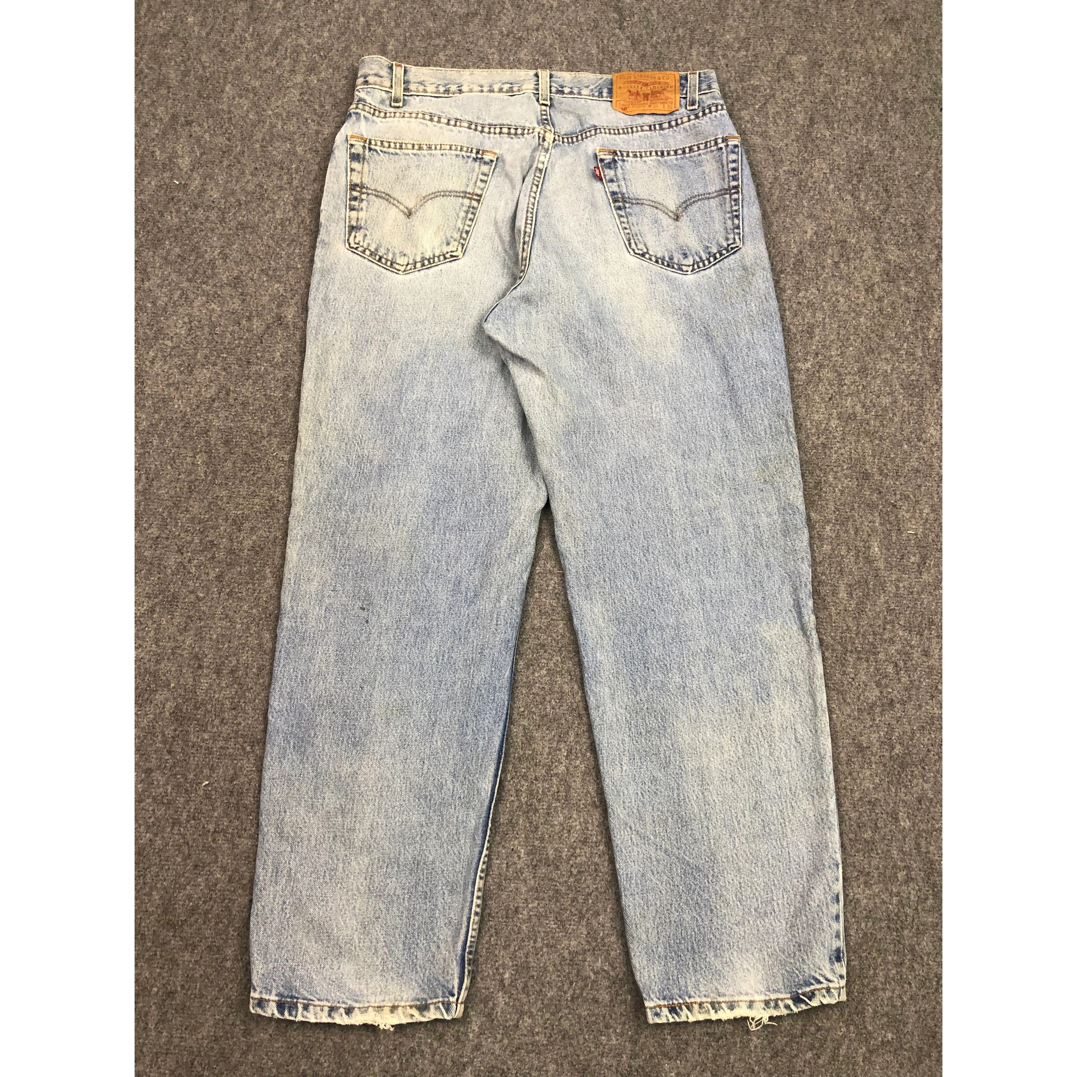 Levi's Vintage 90s Levis 550 Jeans Lightwash DP0418 Size US 36 / EU 52 - 2 Thumbnail