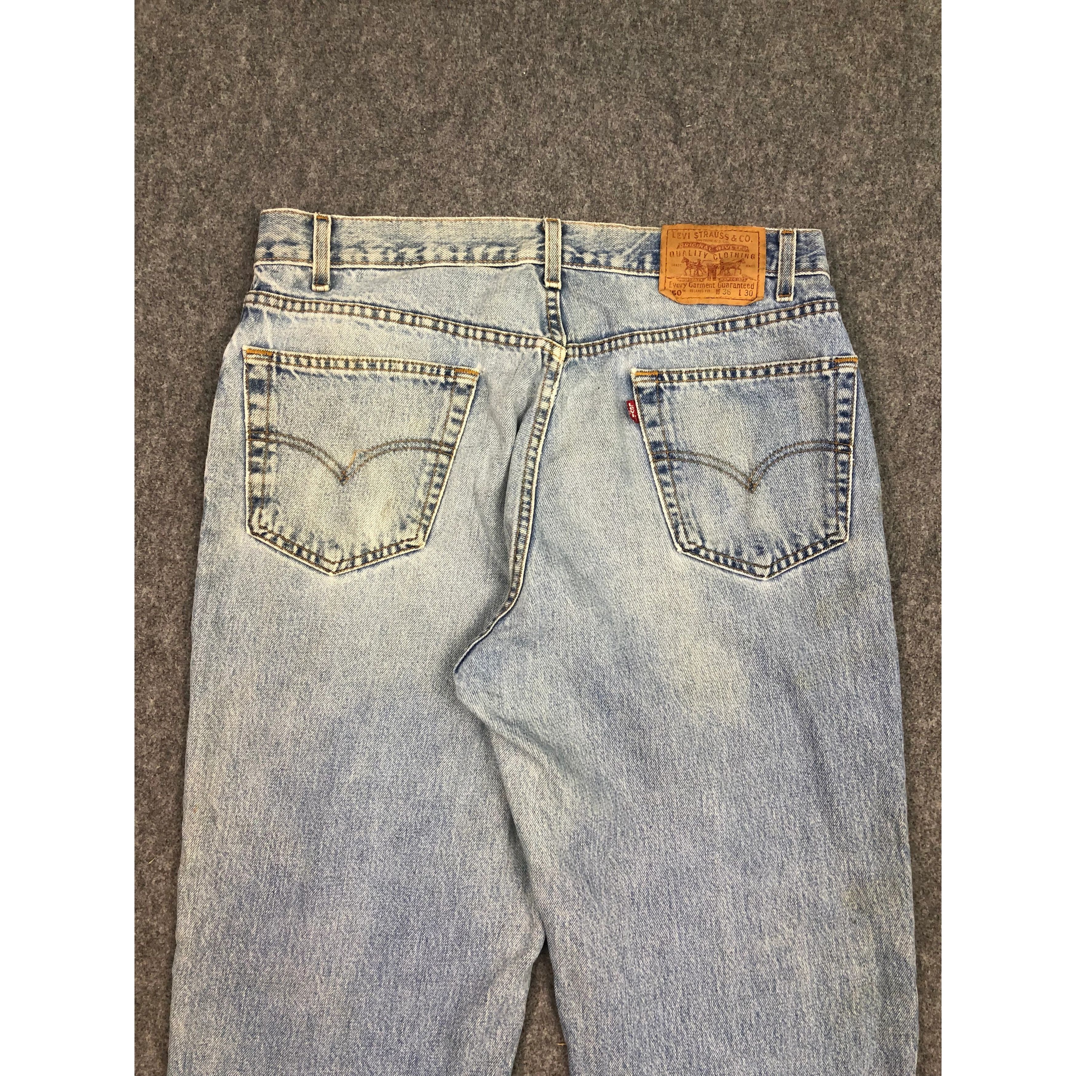 Levi's Vintage 90s Levis 550 Jeans Lightwash DP0418 Size US 36 / EU 52 - 4 Thumbnail