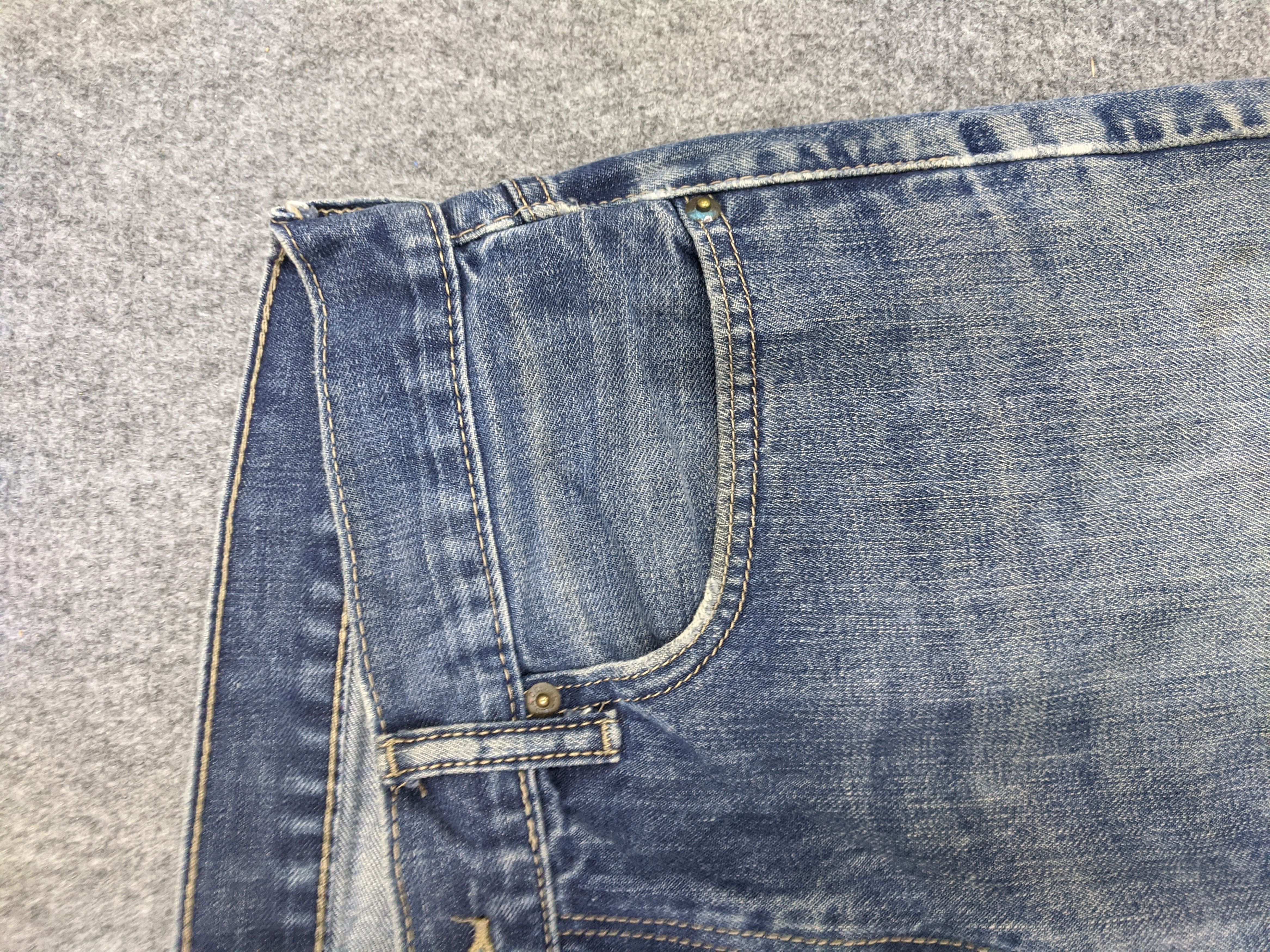 Levi's Vintage Levis 514 Jeans DP0909 Size US 35 - 8 Thumbnail