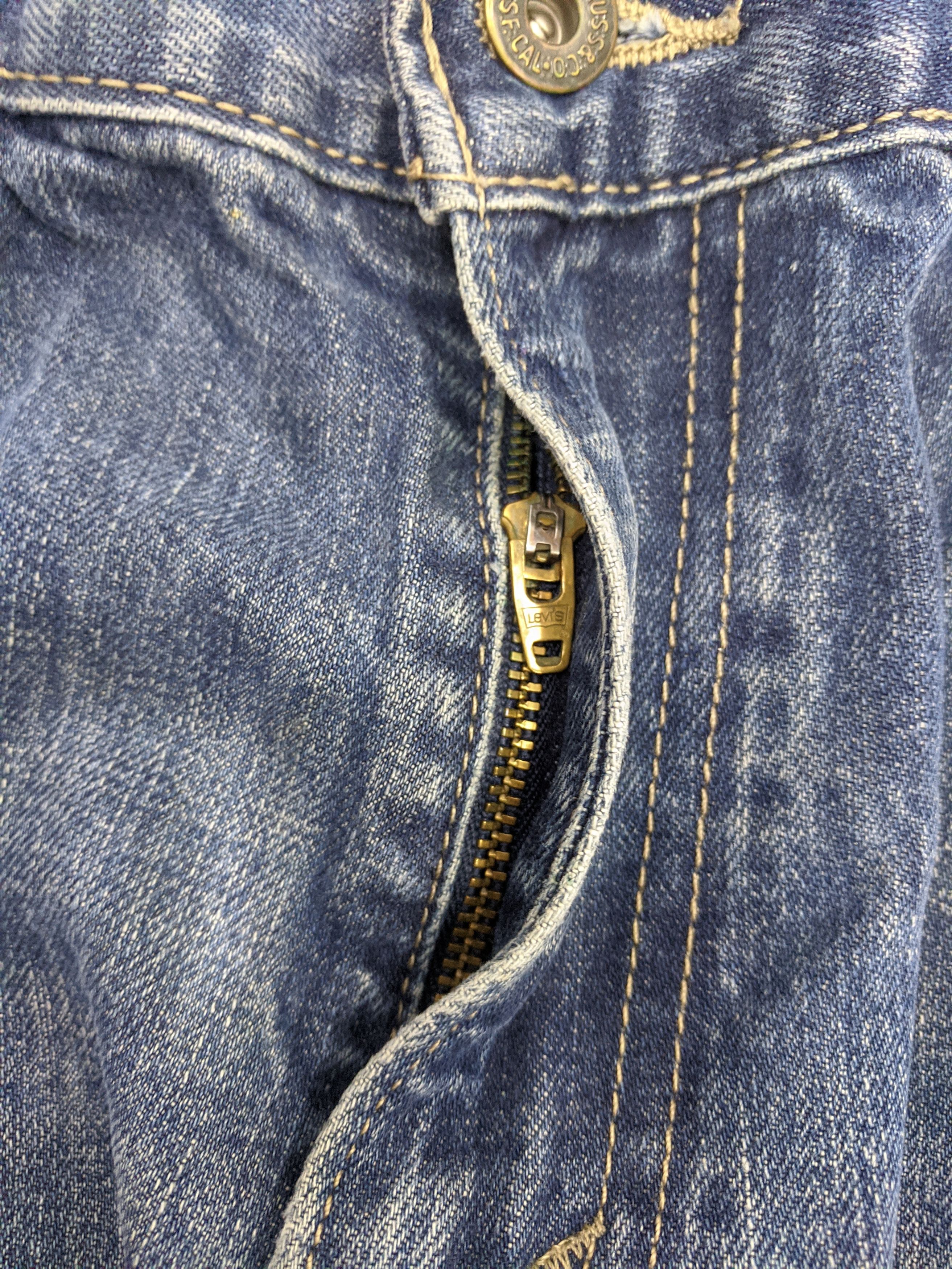 Levi's Vintage Levis 514 Jeans DP0909 Size US 35 - 11 Thumbnail