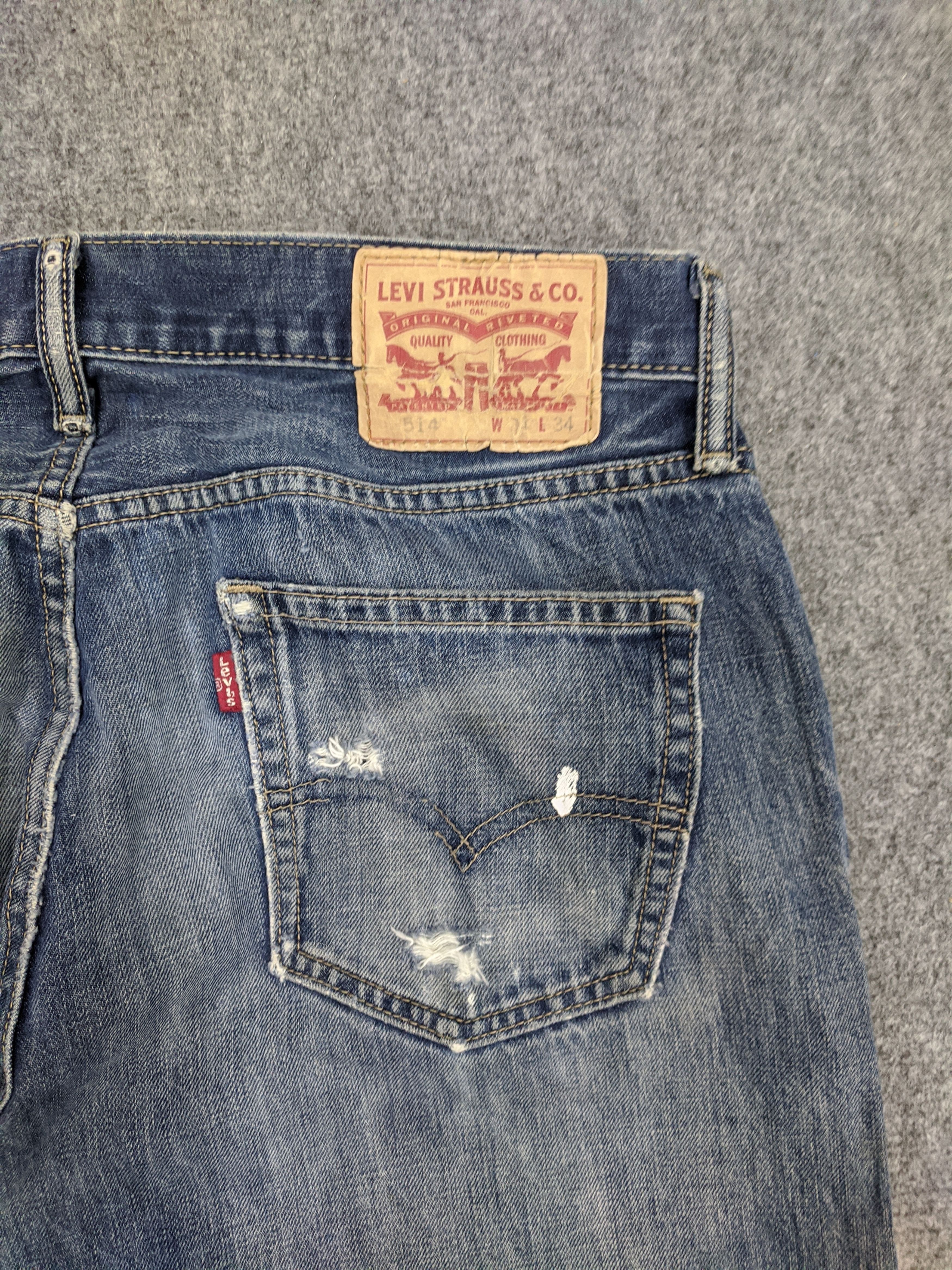 Levi's Vintage Levis 514 Jeans DP0909 Size US 35 - 14 Thumbnail