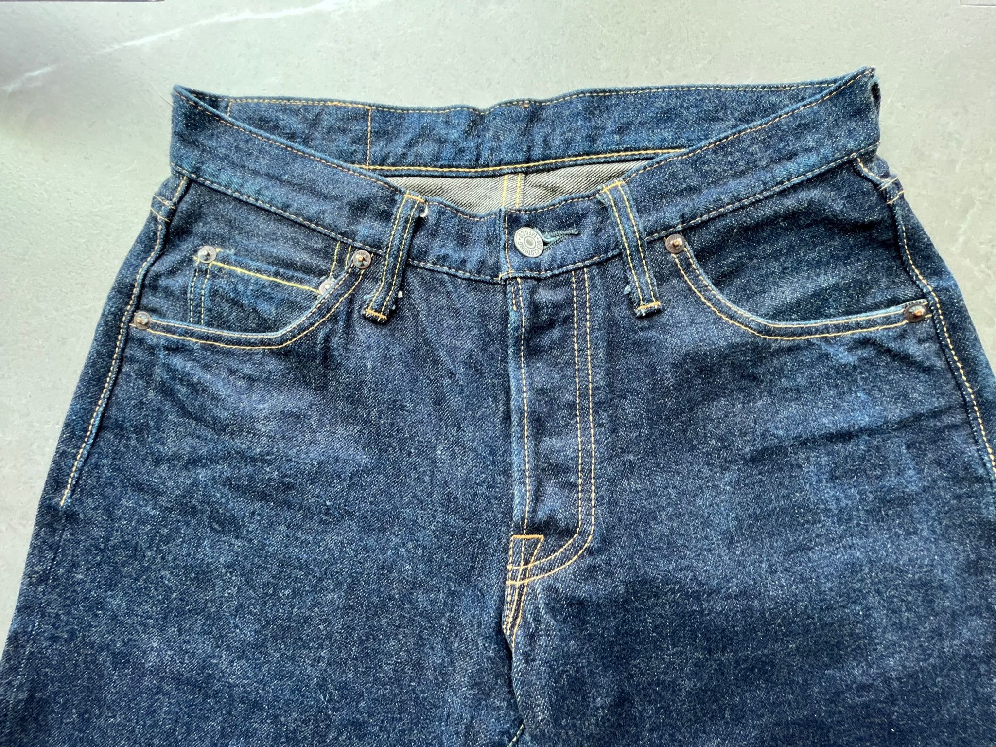 UES Clothing Early Version UES Japan Made 400T Tapered Selvedge Jeans Size US 29 - 10 Thumbnail