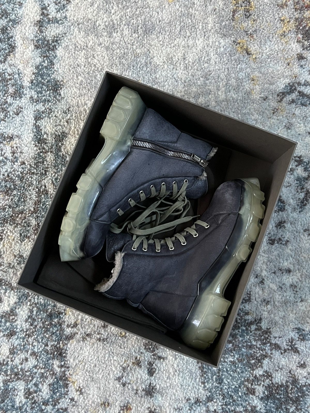 Rick Owens $1525 Rick Owens Shearling Tractor Boots - Size 41 Size US 8 / EU 41 - 2 Thumbnail