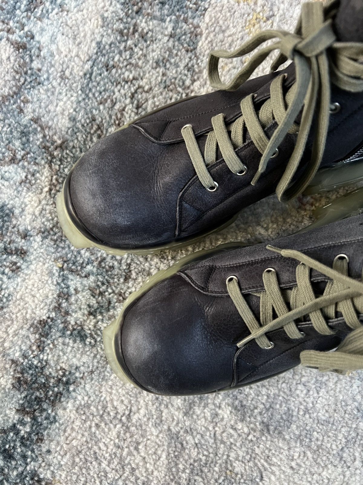 Rick Owens $1525 Rick Owens Shearling Tractor Boots - Size 41 Size US 8 / EU 41 - 10 Thumbnail