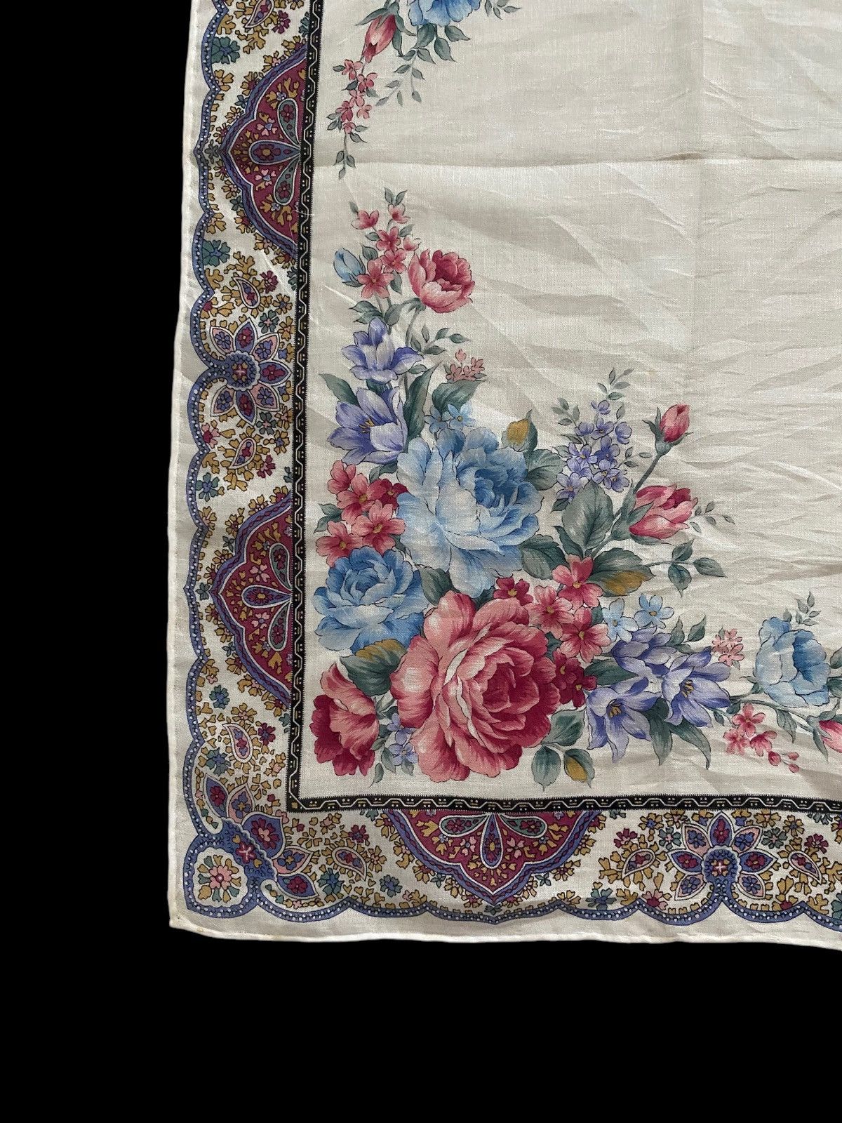 Yves Saint Laurent YSL HANDKERCHIEF NECKERCHIEF design Flowers Size ONE SIZE - 8 Thumbnail