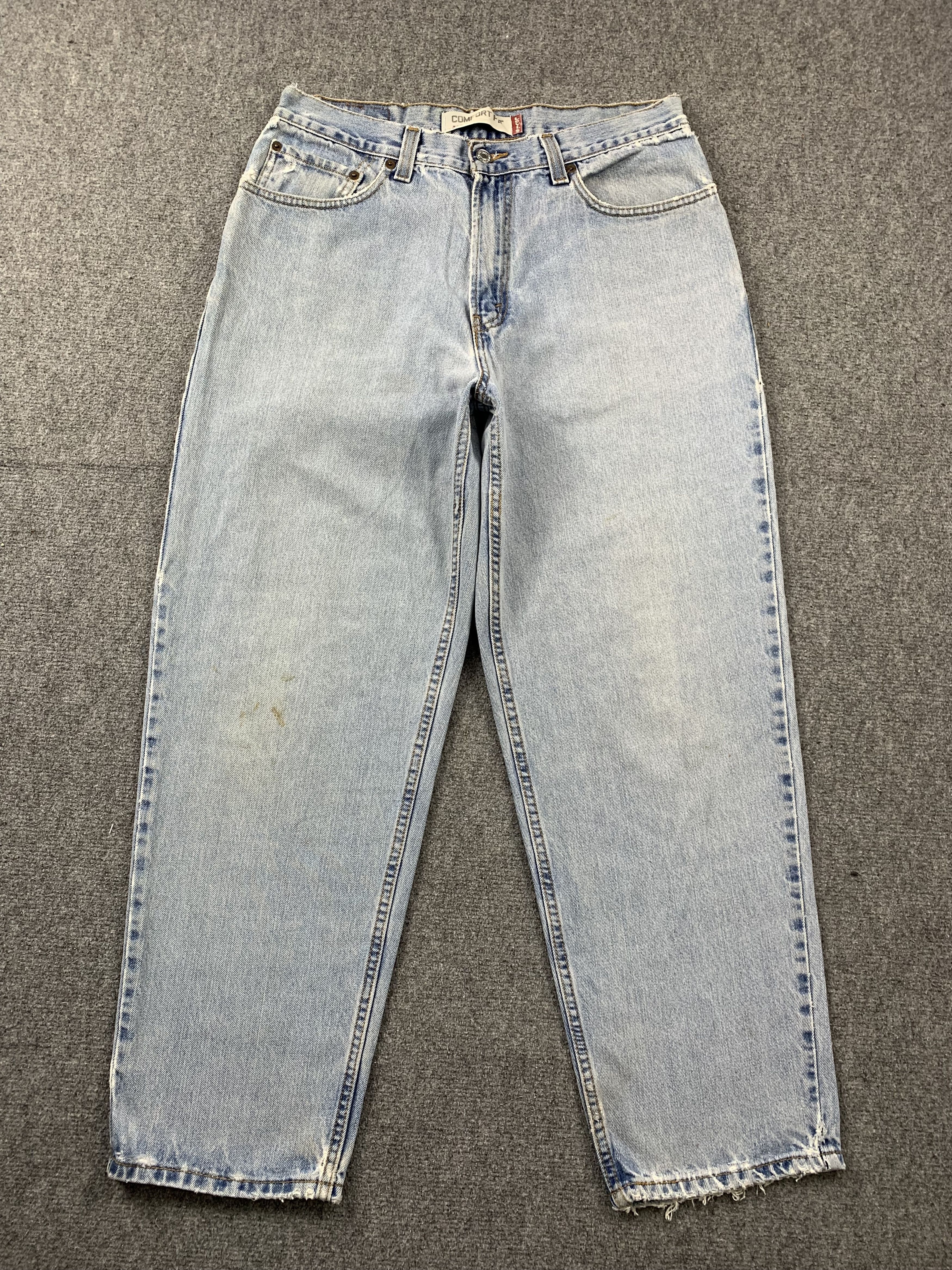 Levi's Vintage Levis 560 Light Wash Jeans DP2114 Size US 32 / EU 48 - 1 Thumbnail