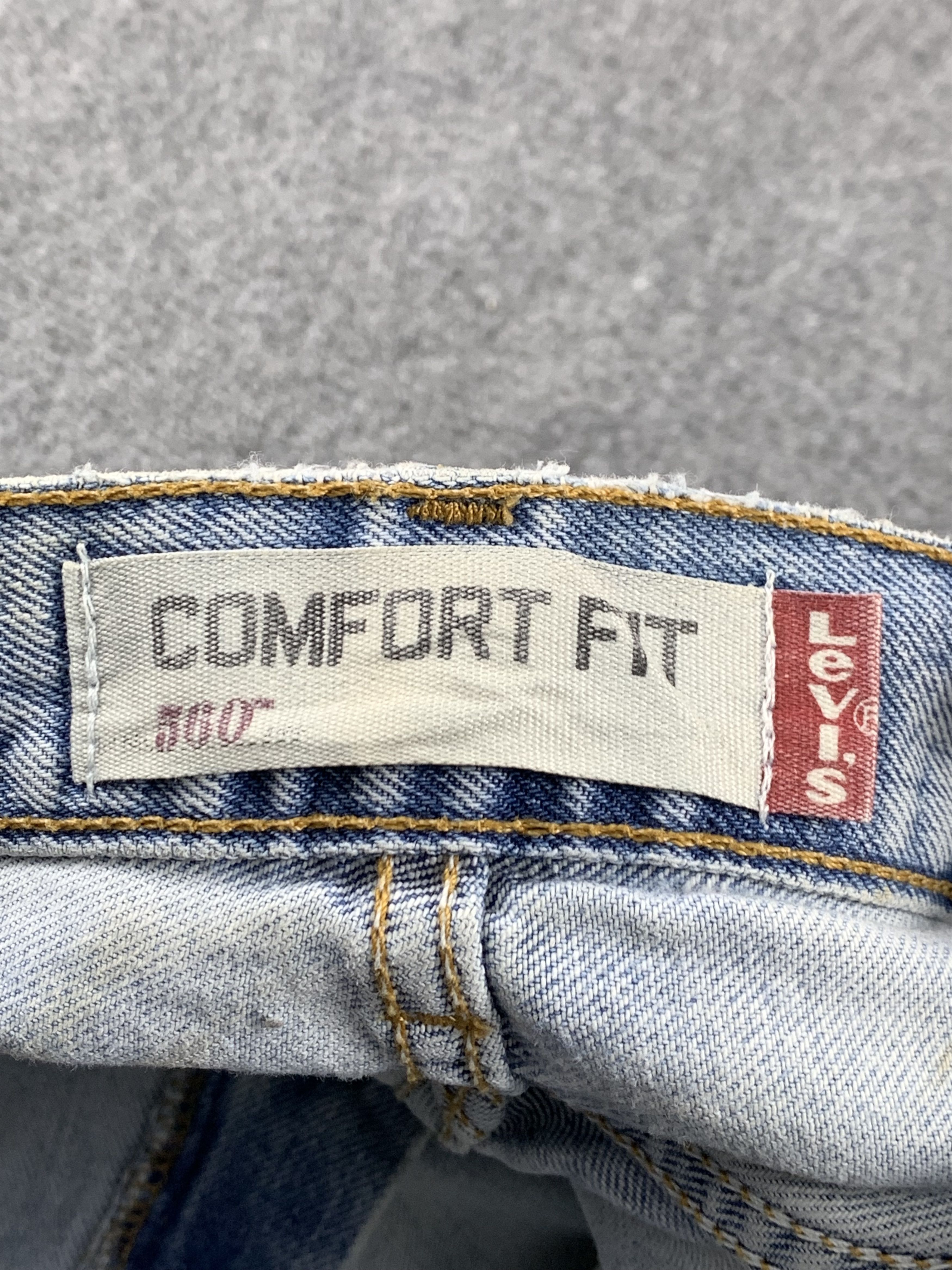 Levi's Vintage Levis 560 Light Wash Jeans DP2114 Size US 32 / EU 48 - 9 Thumbnail