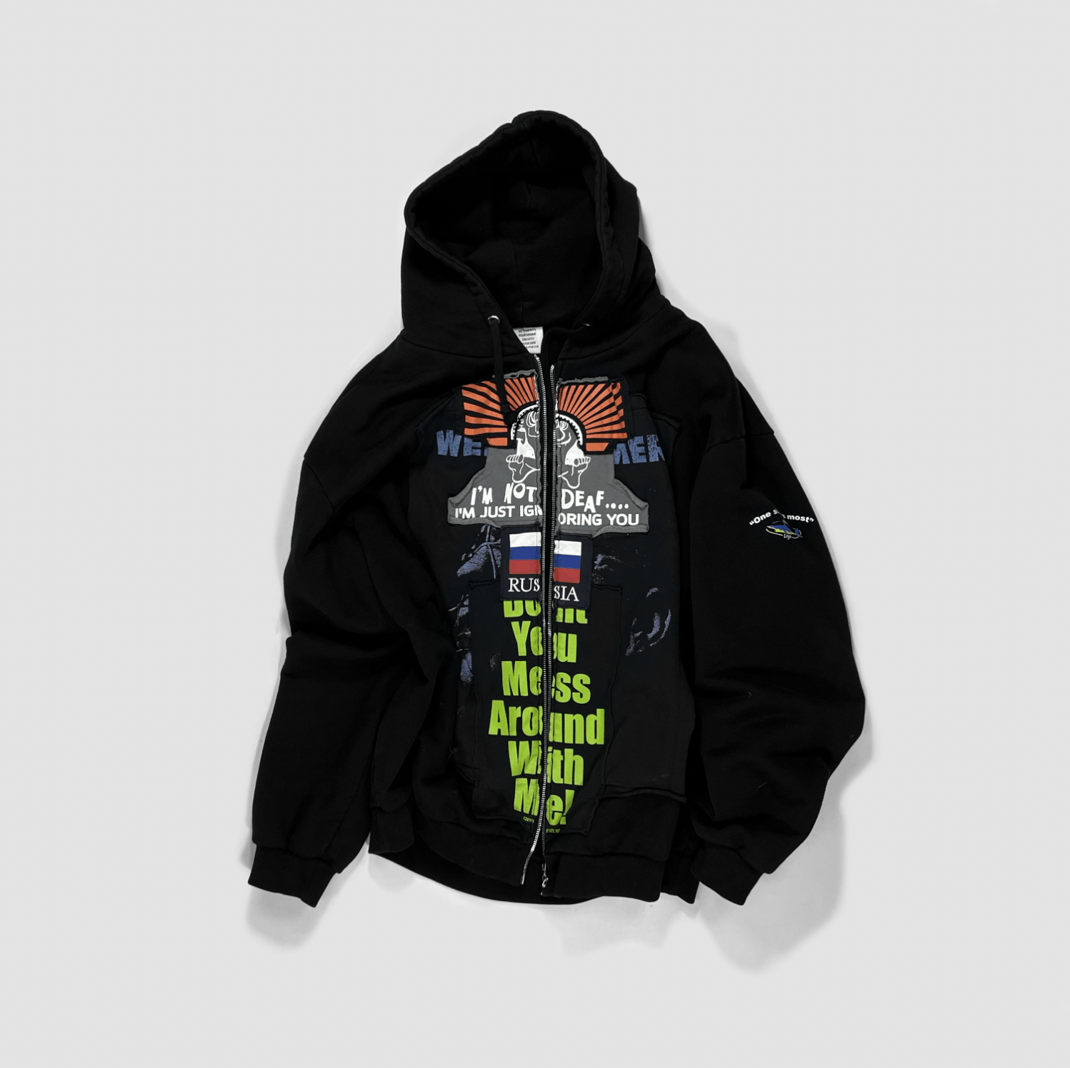 Vetements VETEMENTS AW18 RUSSIA COLLAGE ZIP-UP HOODIE | Grailed