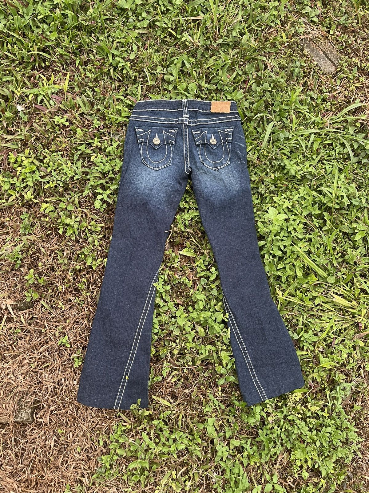 True Religion True Religion Flare Jeans Size 29" - 2 Thumbnail