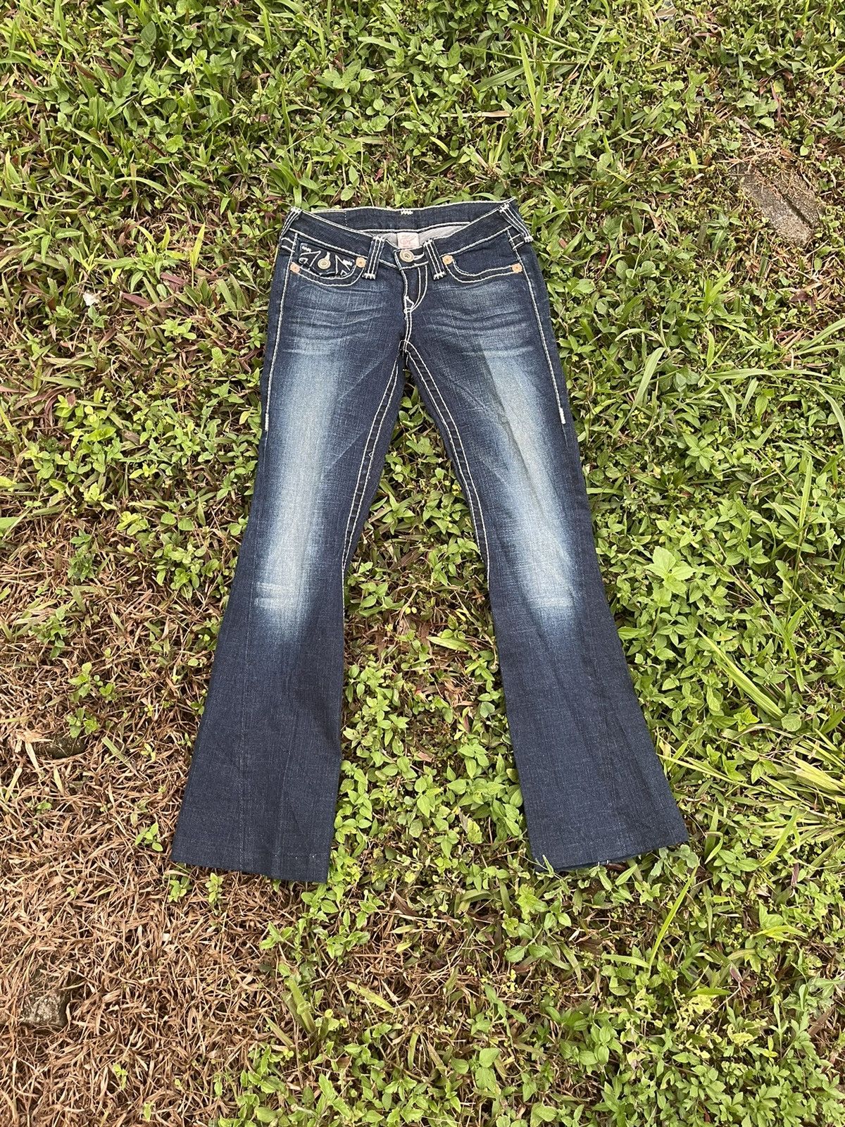 True Religion True Religion Flare Jeans Size 29" - 1 Thumbnail
