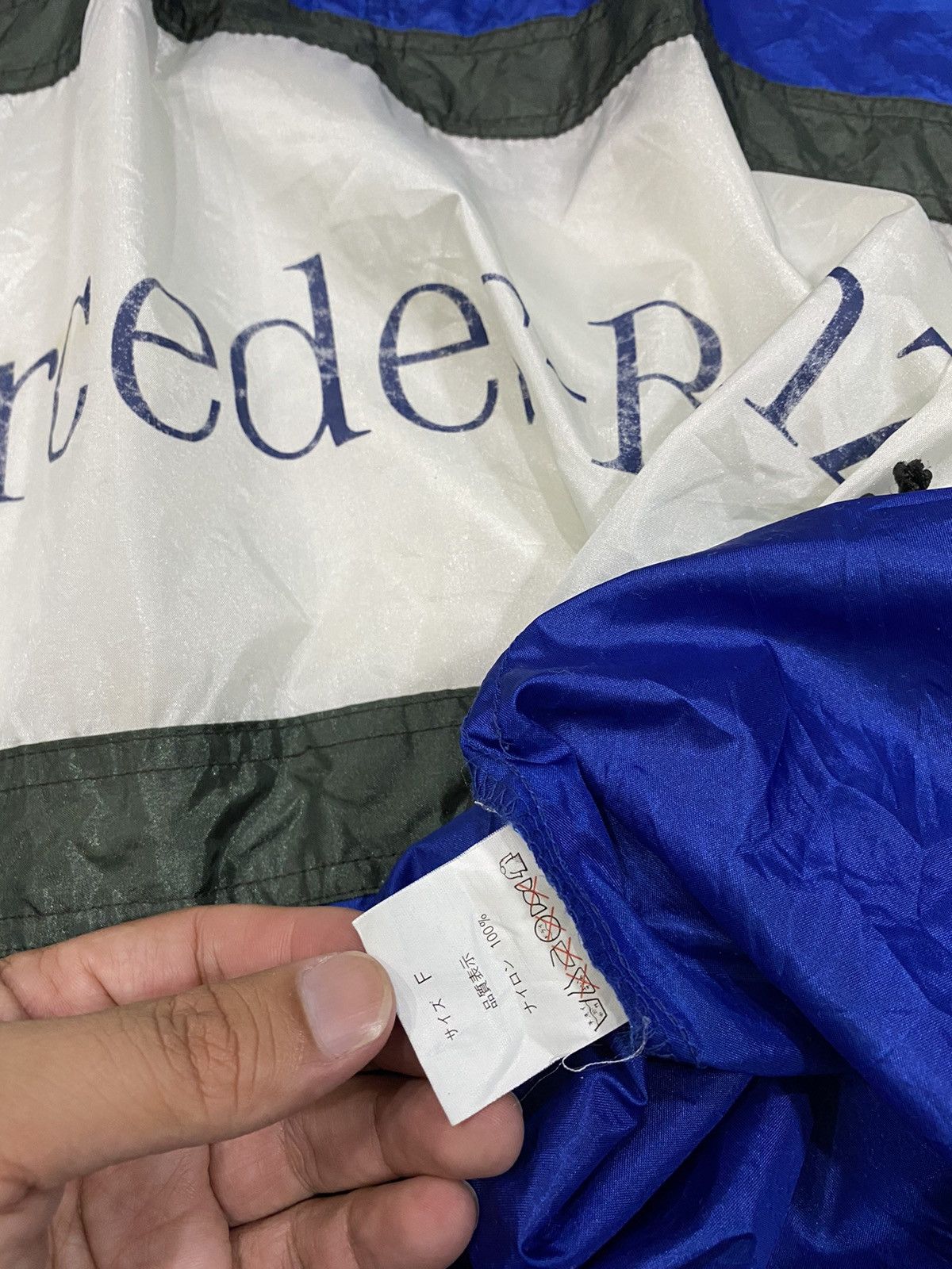 Mercedes-Benz Vintage mercedes benz colourblock windbreaker jacket Size US XL / EU 56 / 4 - 6 Thumbnail