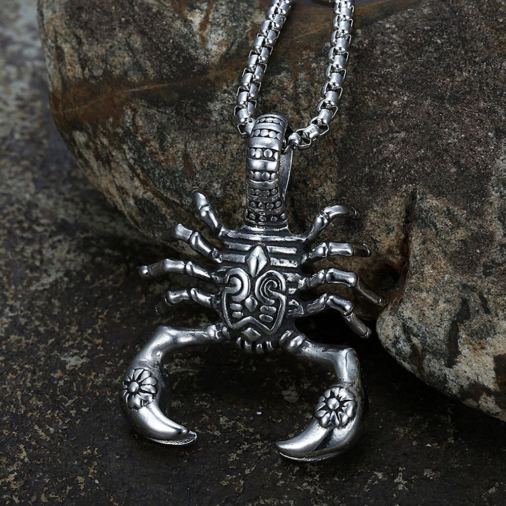 Jewelry Scorpion Pendant Necklace Size ONE SIZE - 2 Thumbnail