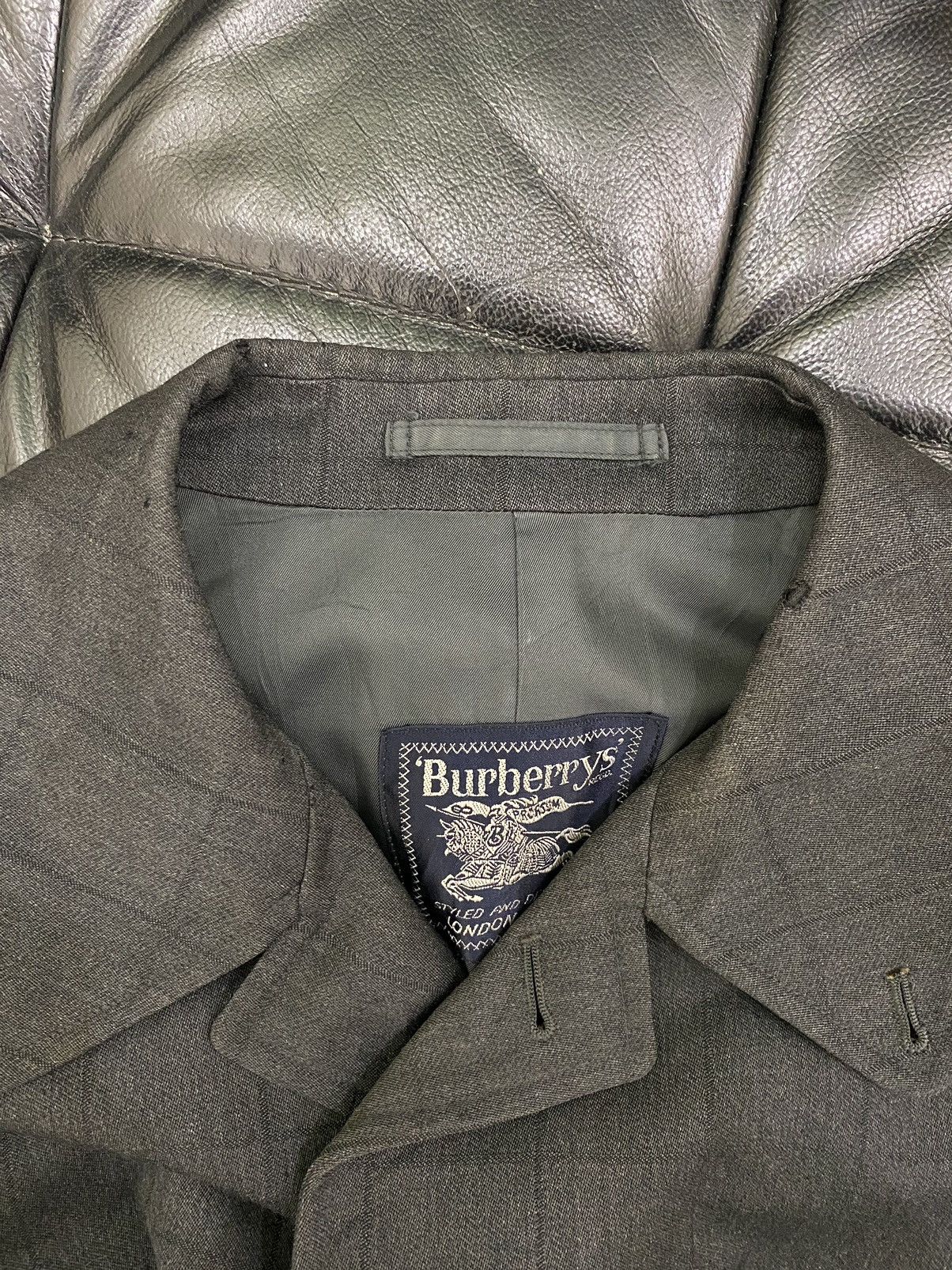 Burberry × Vintage Vintage Burberrys’ Long Jacket Size US L / EU 52-54 / 3 - 8 Thumbnail